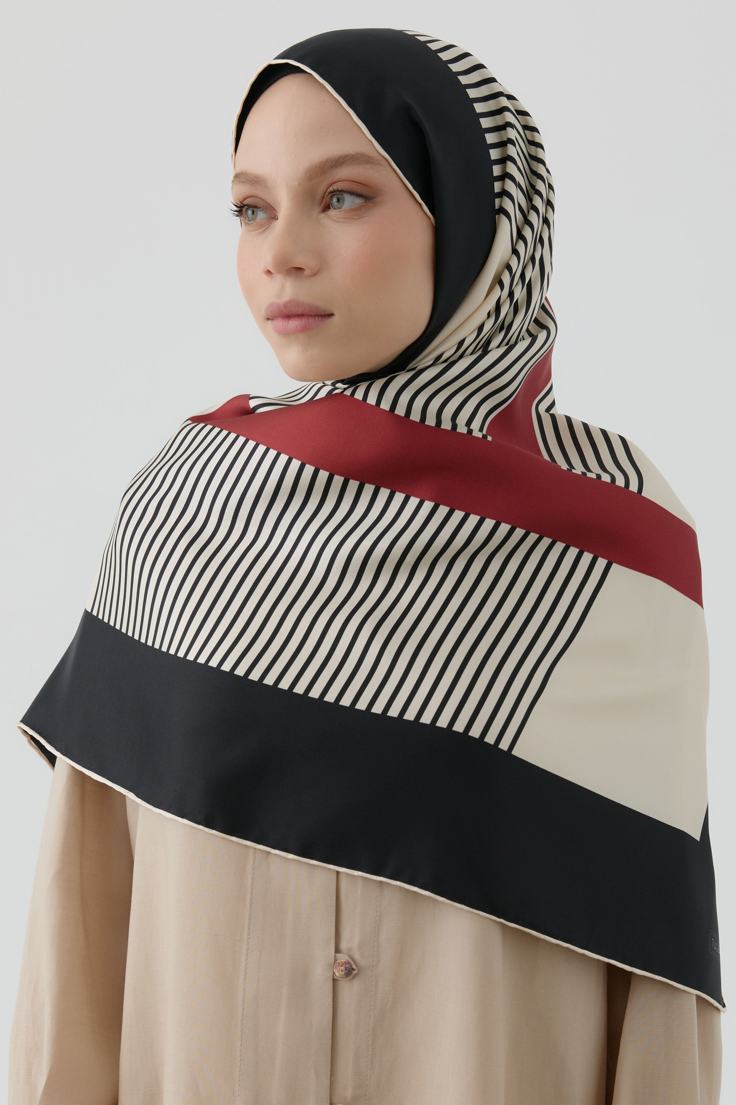 Mana Twill İpek Eşarp - Krem TUGBA