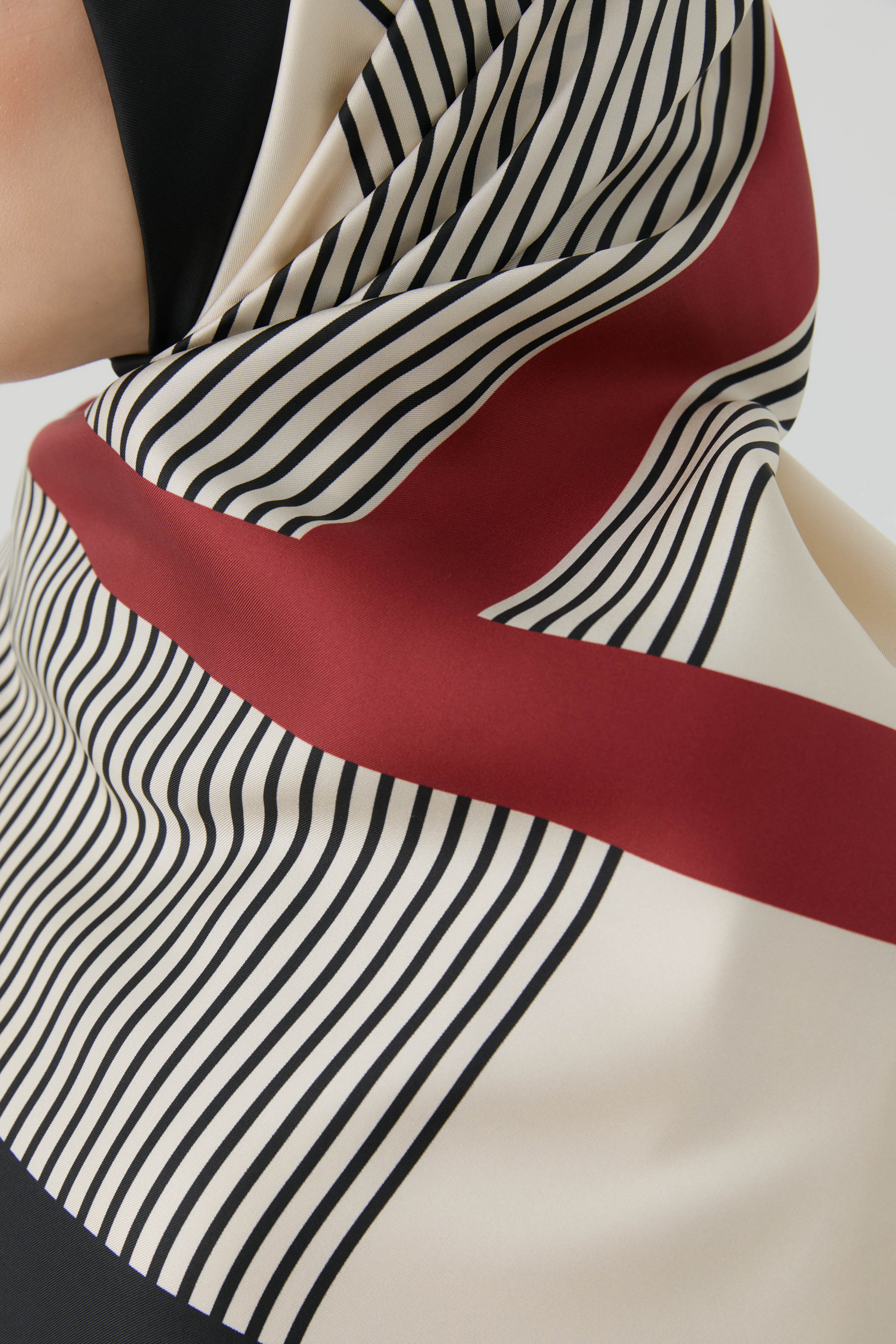 Mana Twill İpek Eşarp - Krem TUGBA