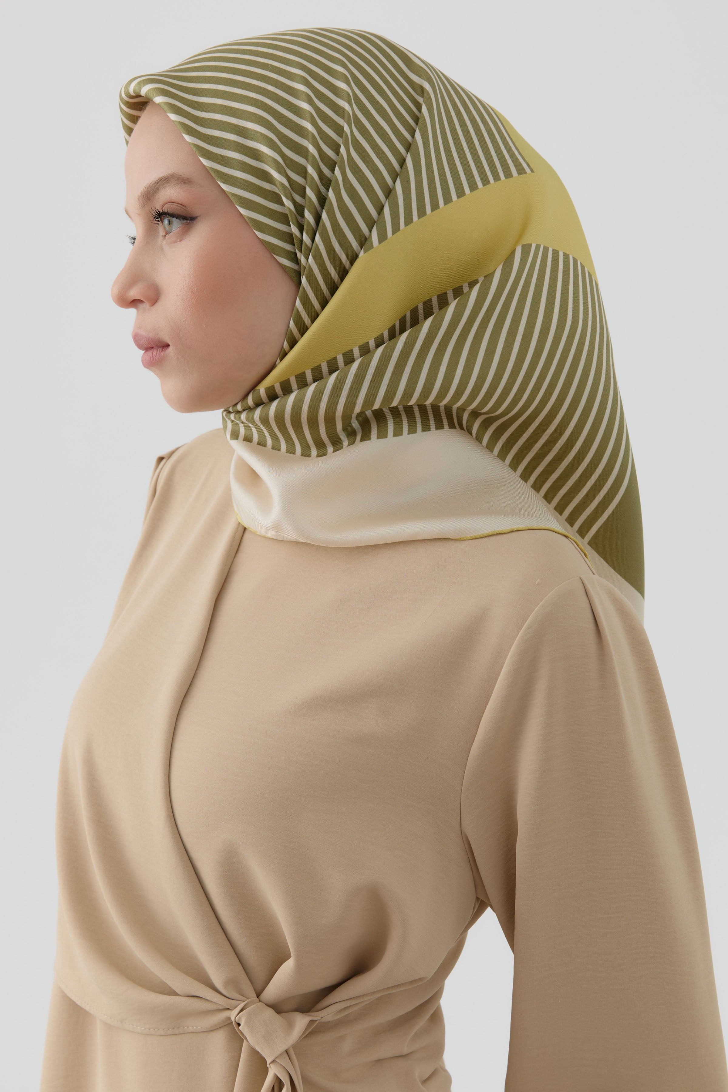 Mana Twill İpek Eşarp - Olive TUGBA