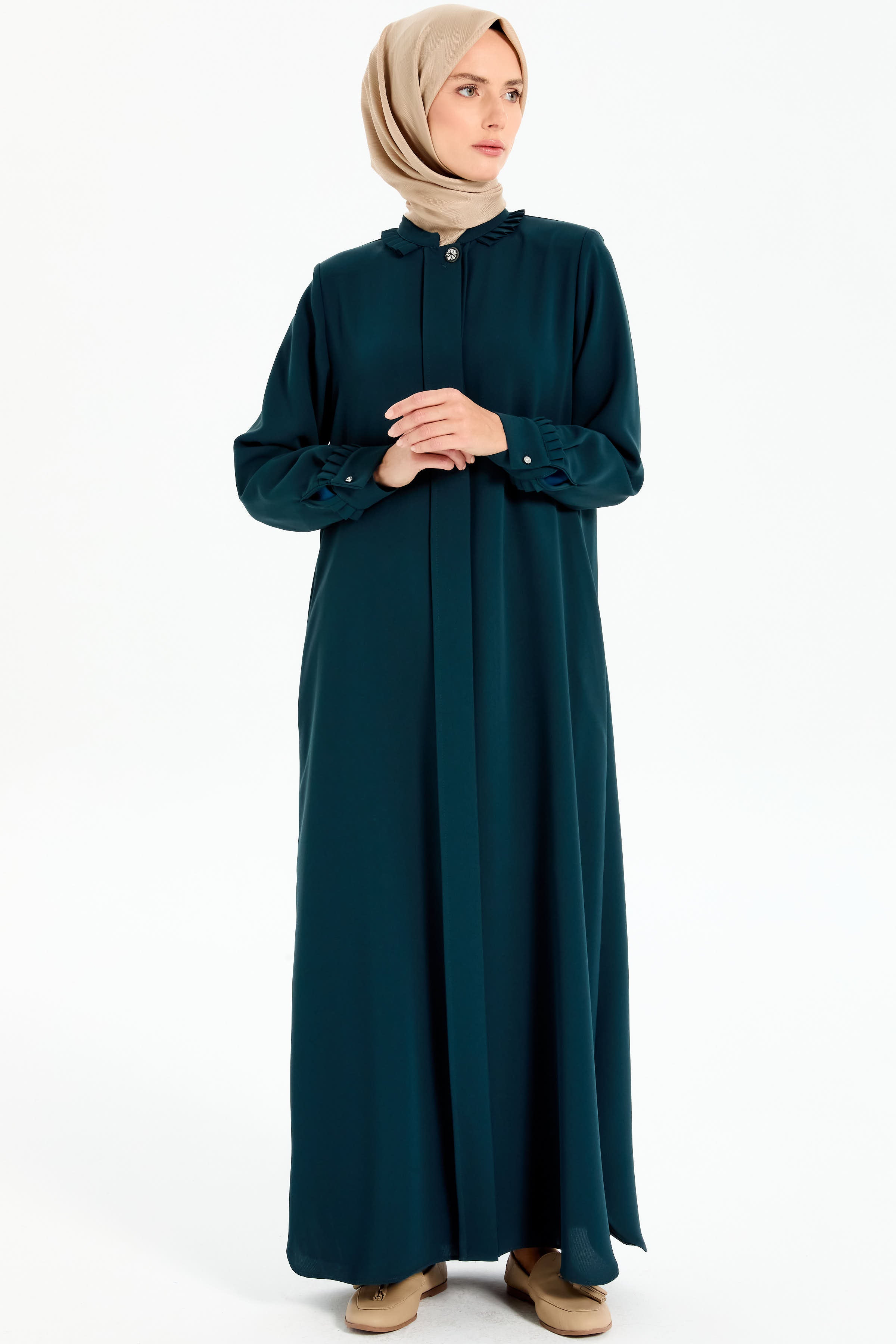 Manşet ve Yaka Çift Kat Pile Detaylı Ferace - Zümrüt TUGBA