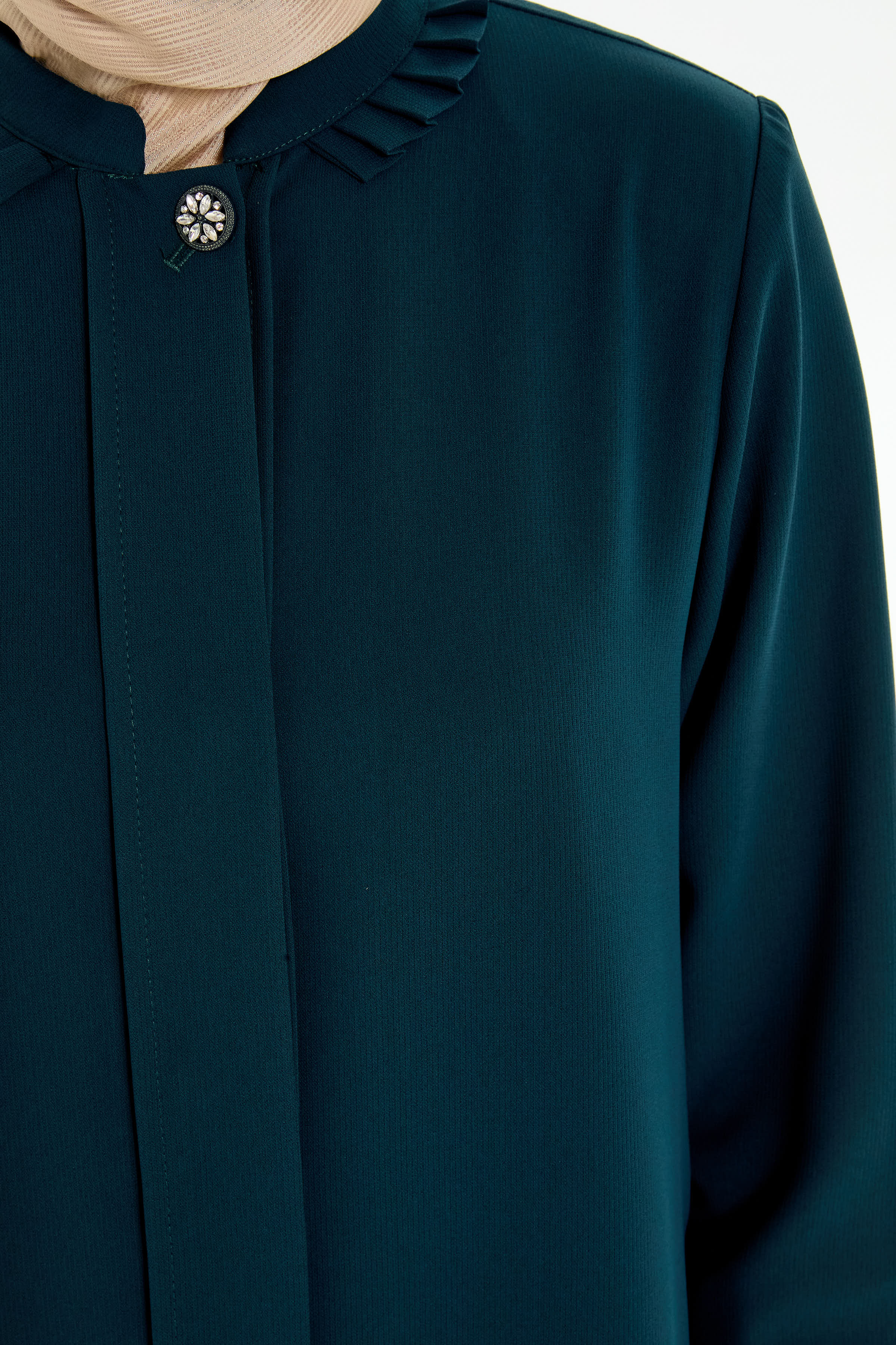 Manşet ve Yaka Çift Kat Pile Detaylı Ferace - Zümrüt TUGBA