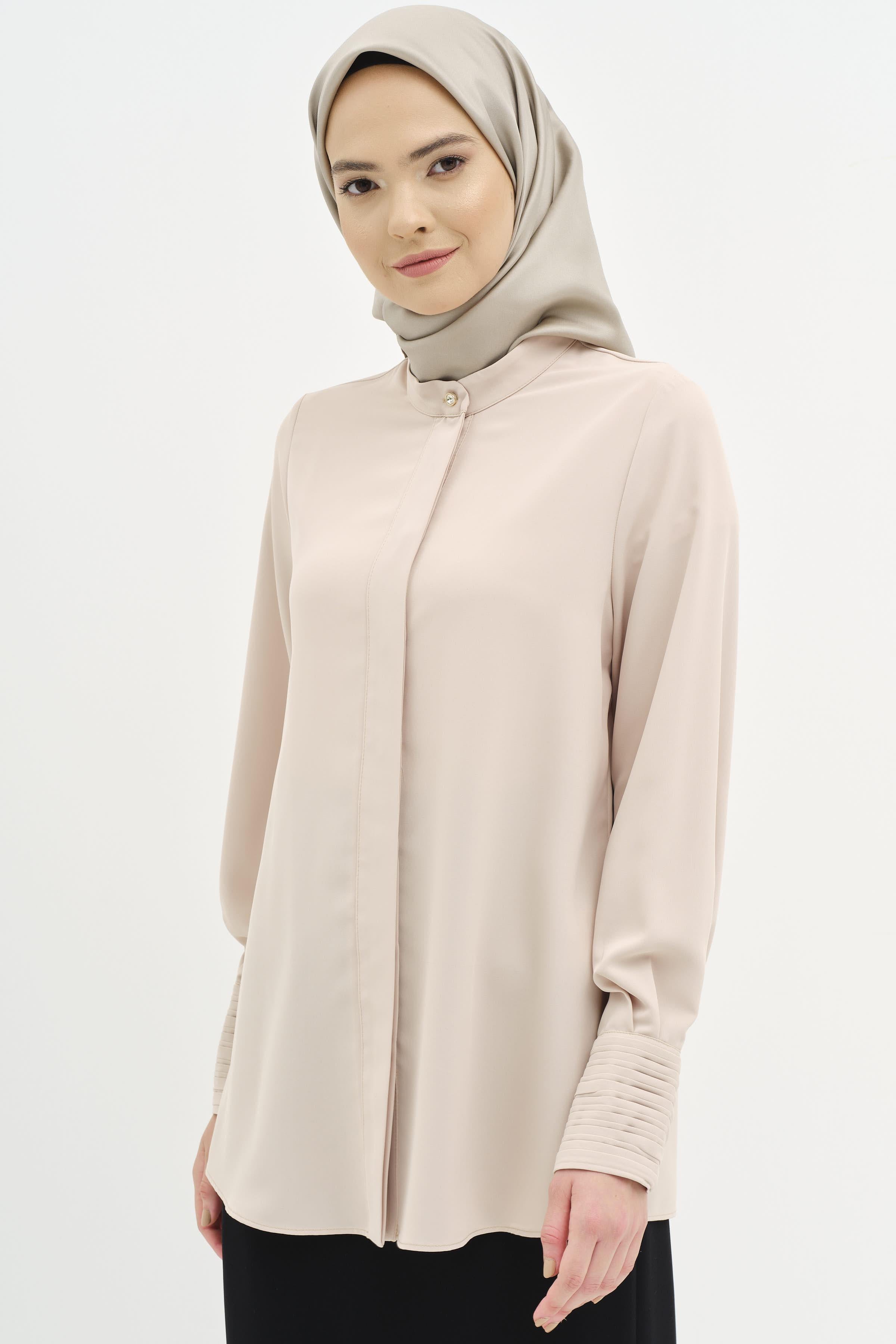 Manşeti Pilise Detaylı Gömlek - Bej TUGBA