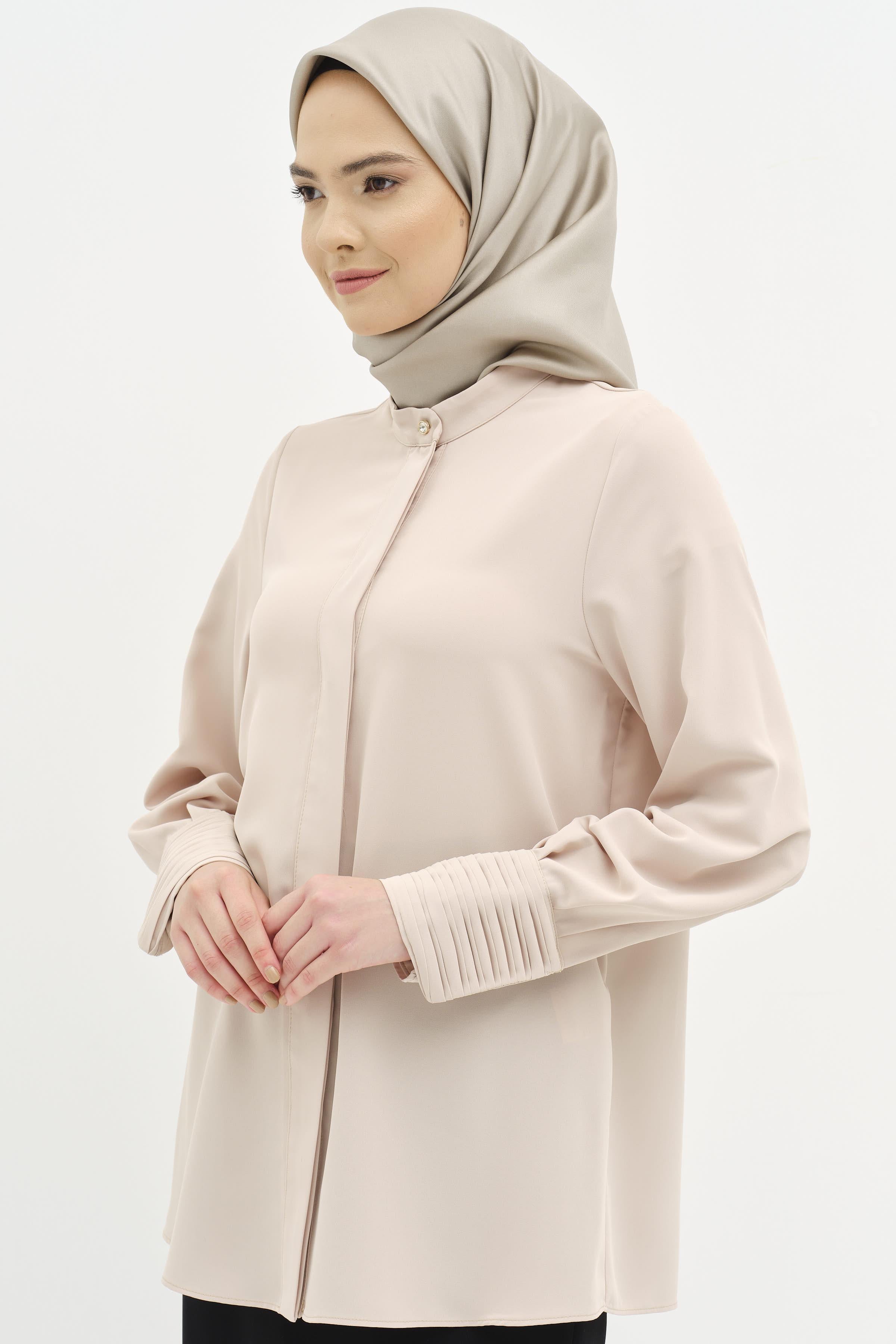 Manşeti Pilise Detaylı Gömlek - Bej TUGBA