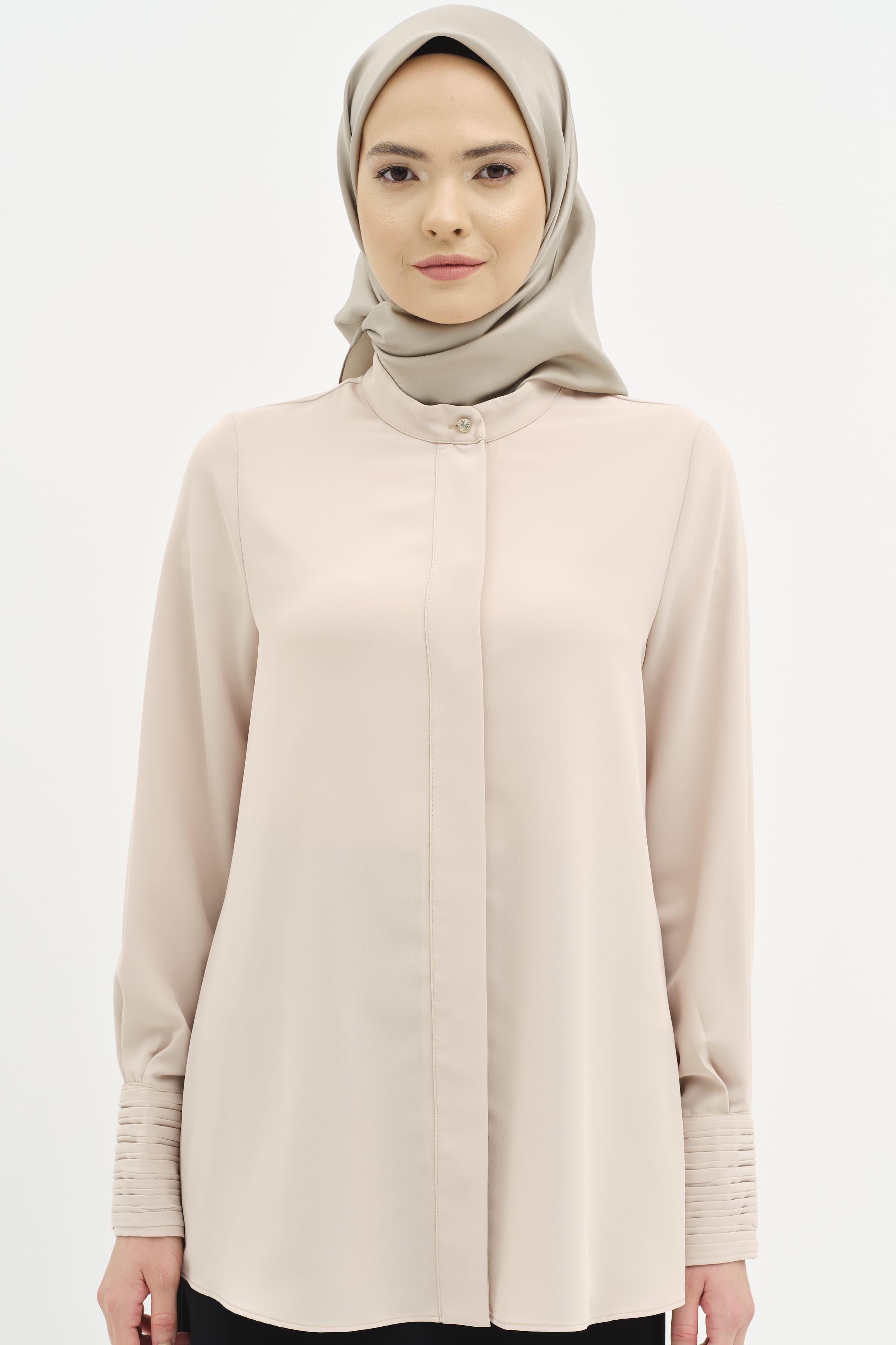 Manşeti Pilise Detaylı Gömlek - Bej TUGBA