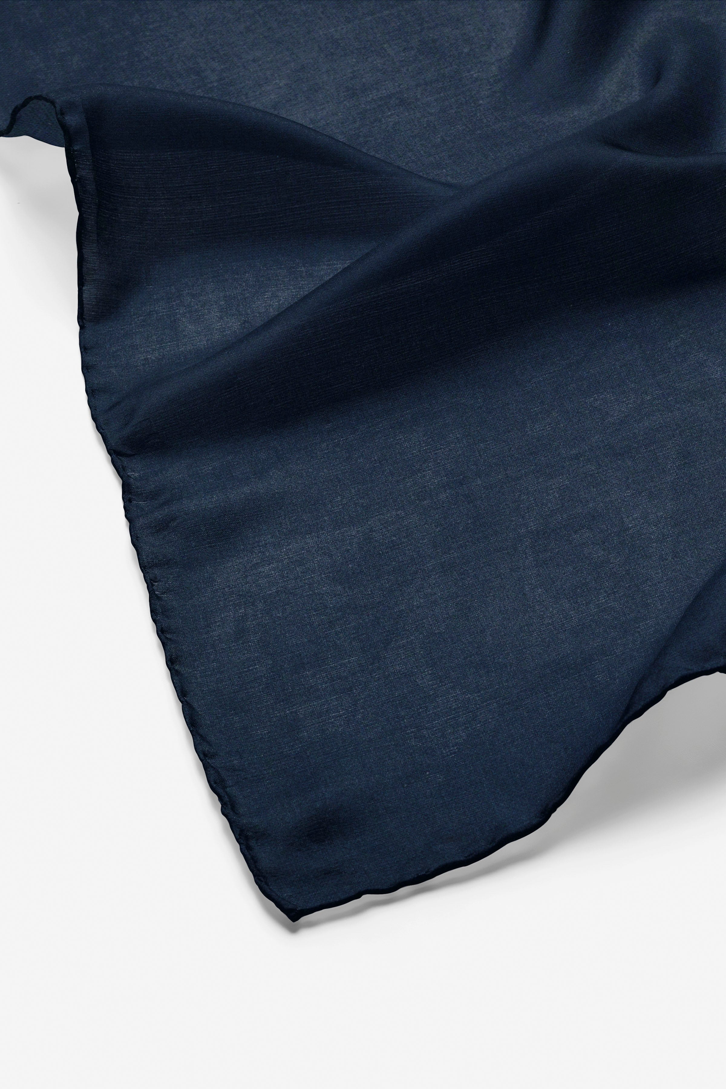 Medine İpeği Eşarp - Lacivert TUGBA