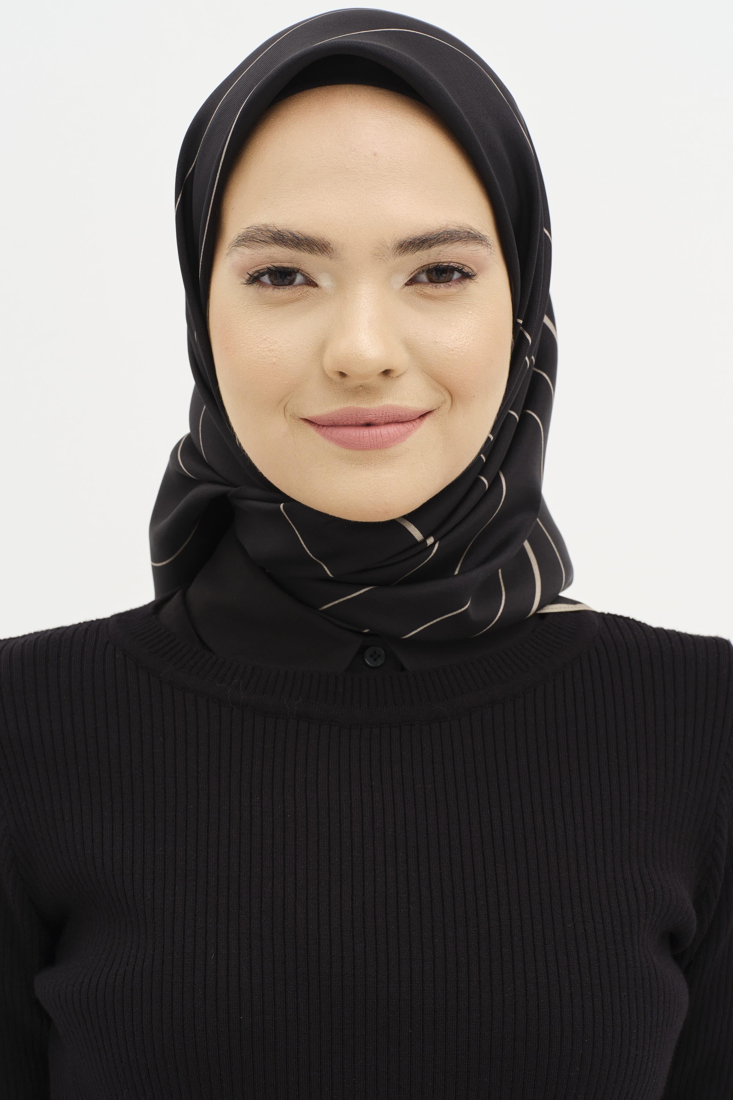 Mermer Desenli Twill İpek Eşarp - Siyah TUGBA