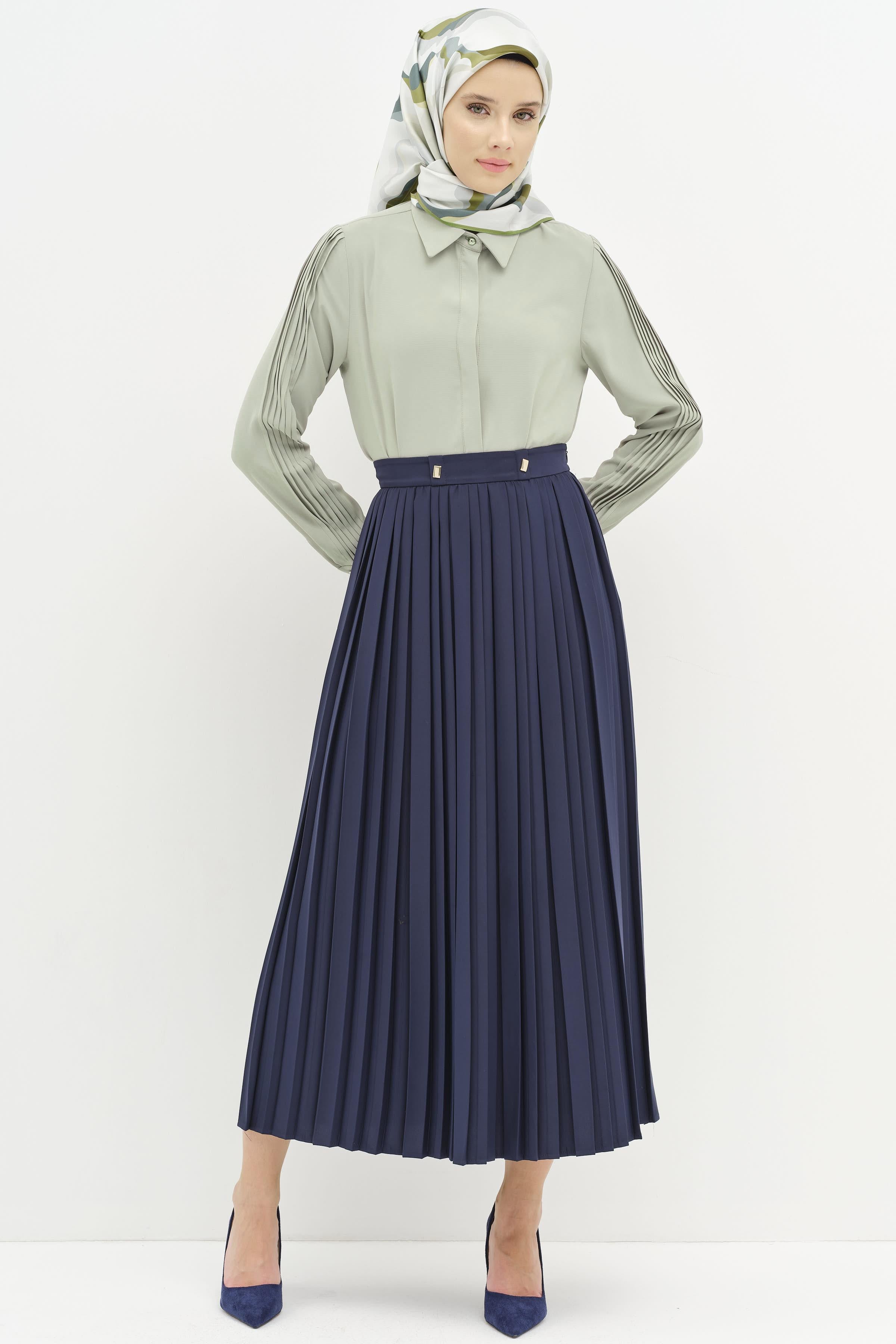 Metal Aksesuarlı Plise Etek - Lacivert TUGBA