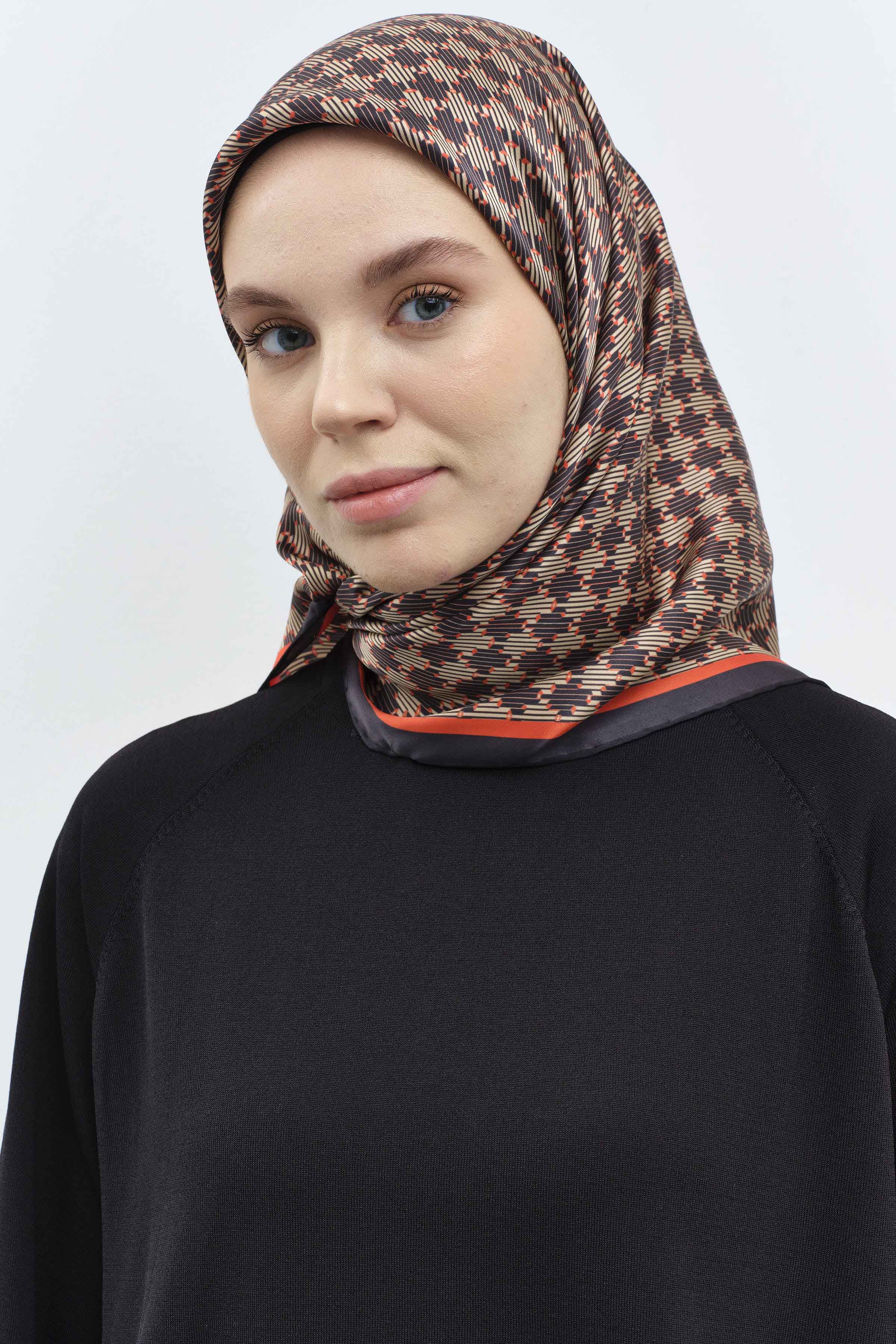 Mini Geometrik Desen İpek Eşarp - Kiremit TUGBA