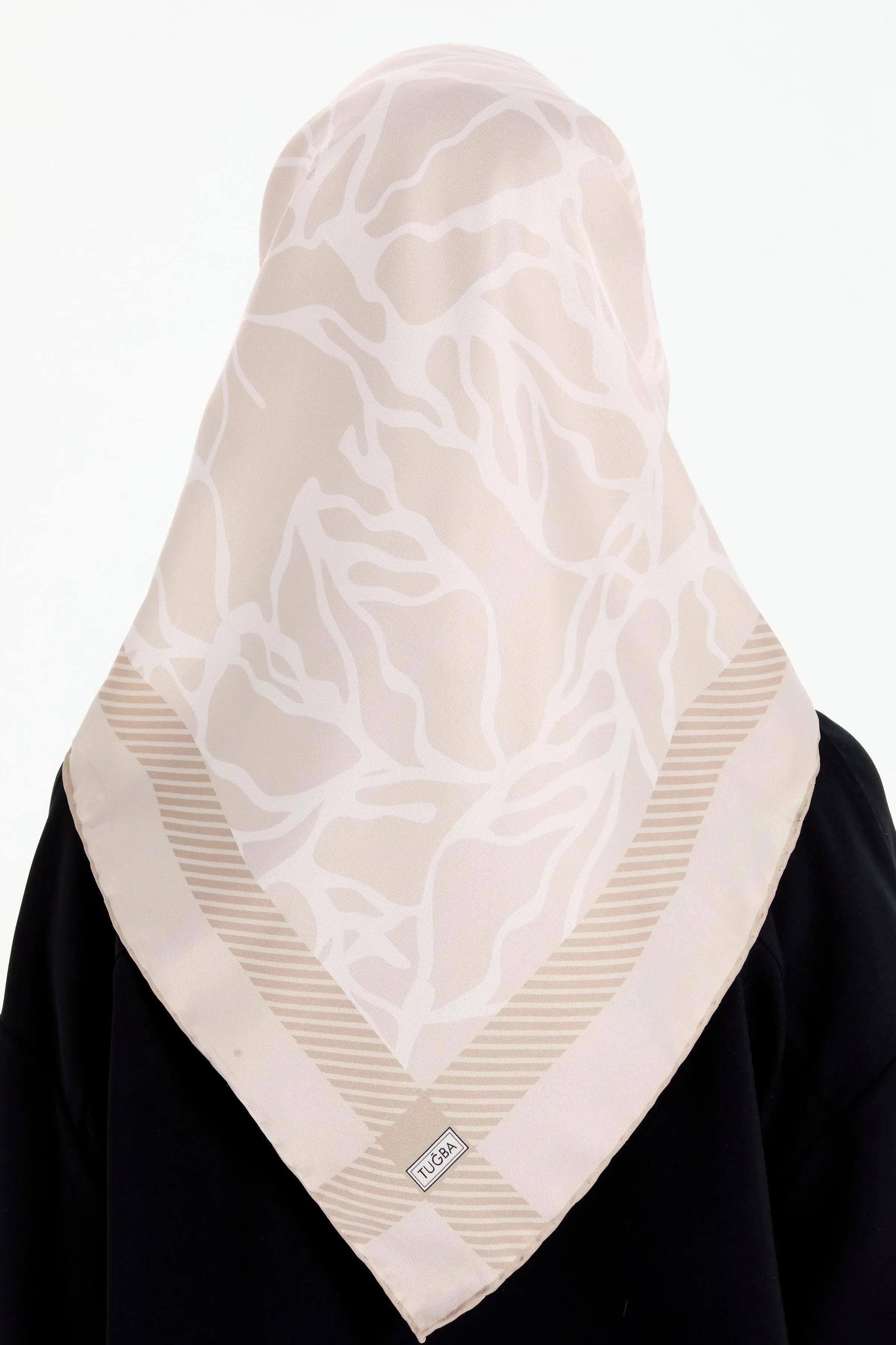 Monokrom Desenli Stil Eşarp - Ekru TUGBA