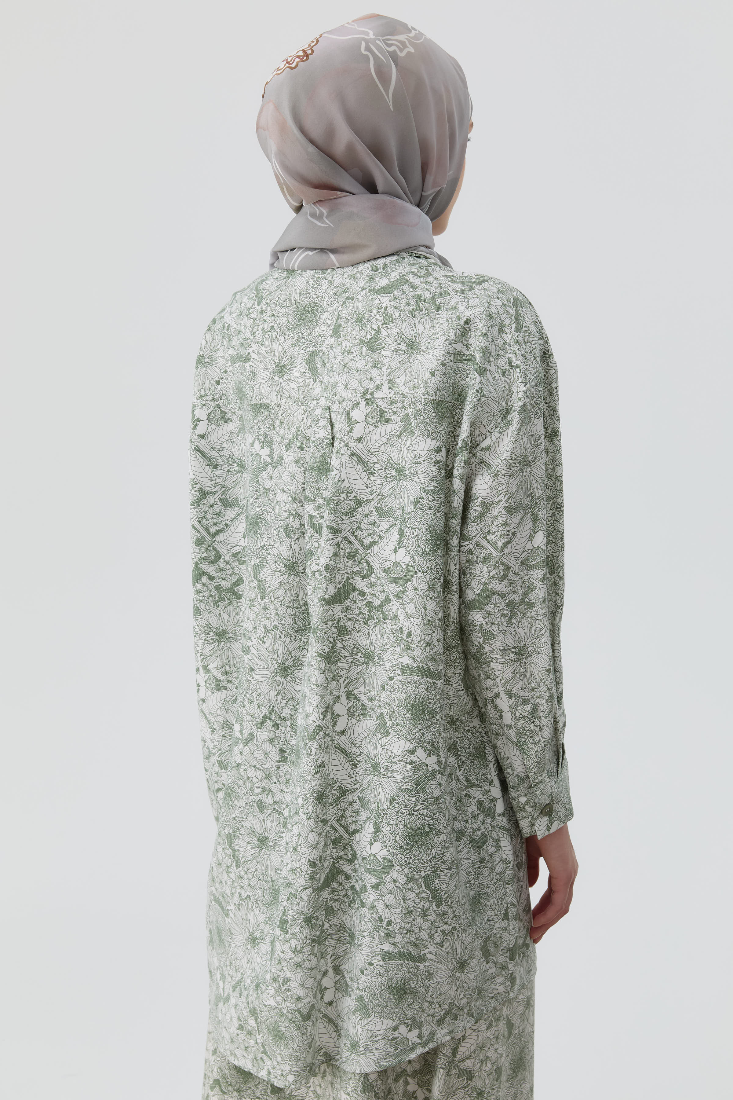 Multi Çiçek Desenli Aplike Cepli Tunik - Mint TUGBA