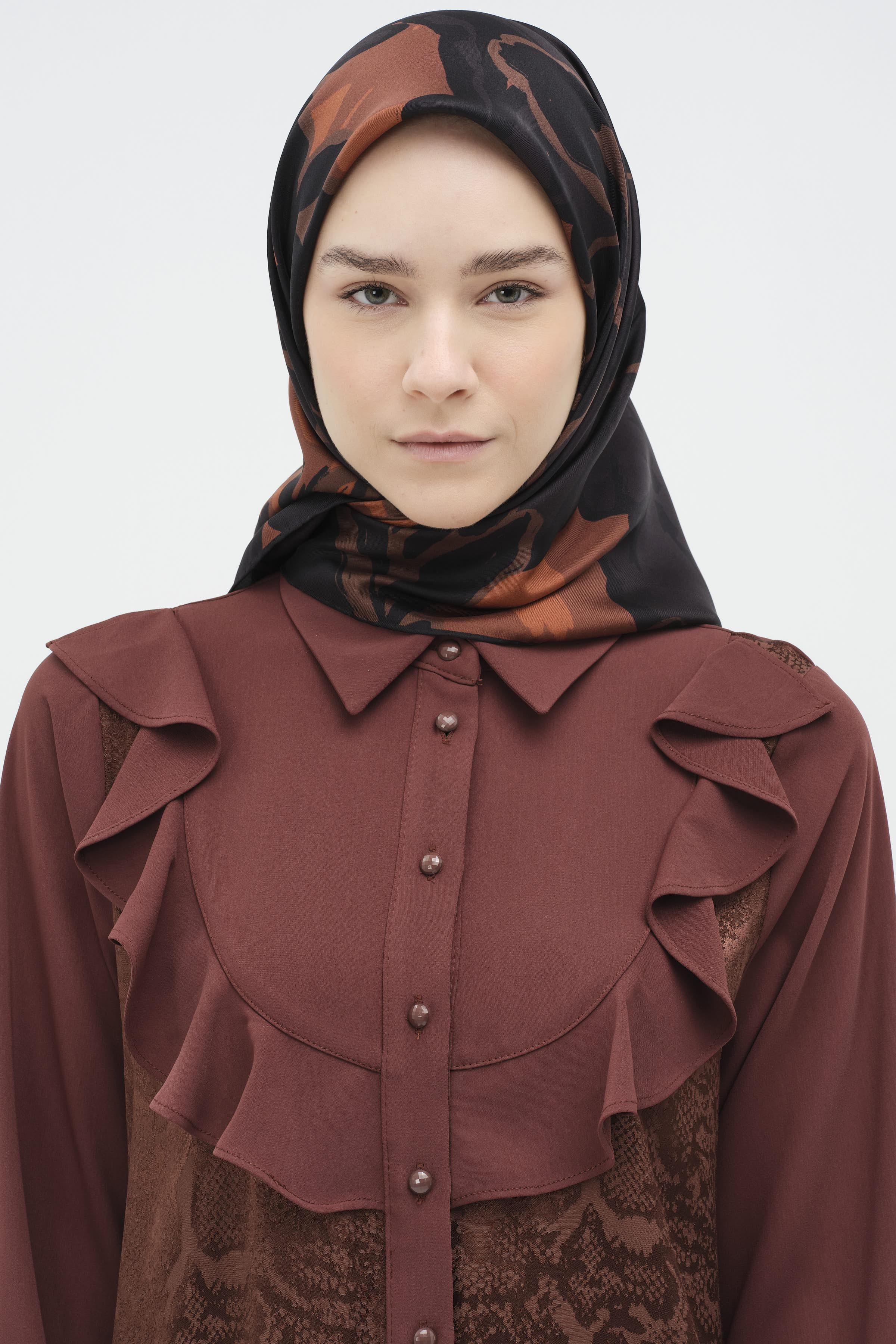 Multi Flower Desenli Sura İpek Eşarp - Acı Kahve TUGBA