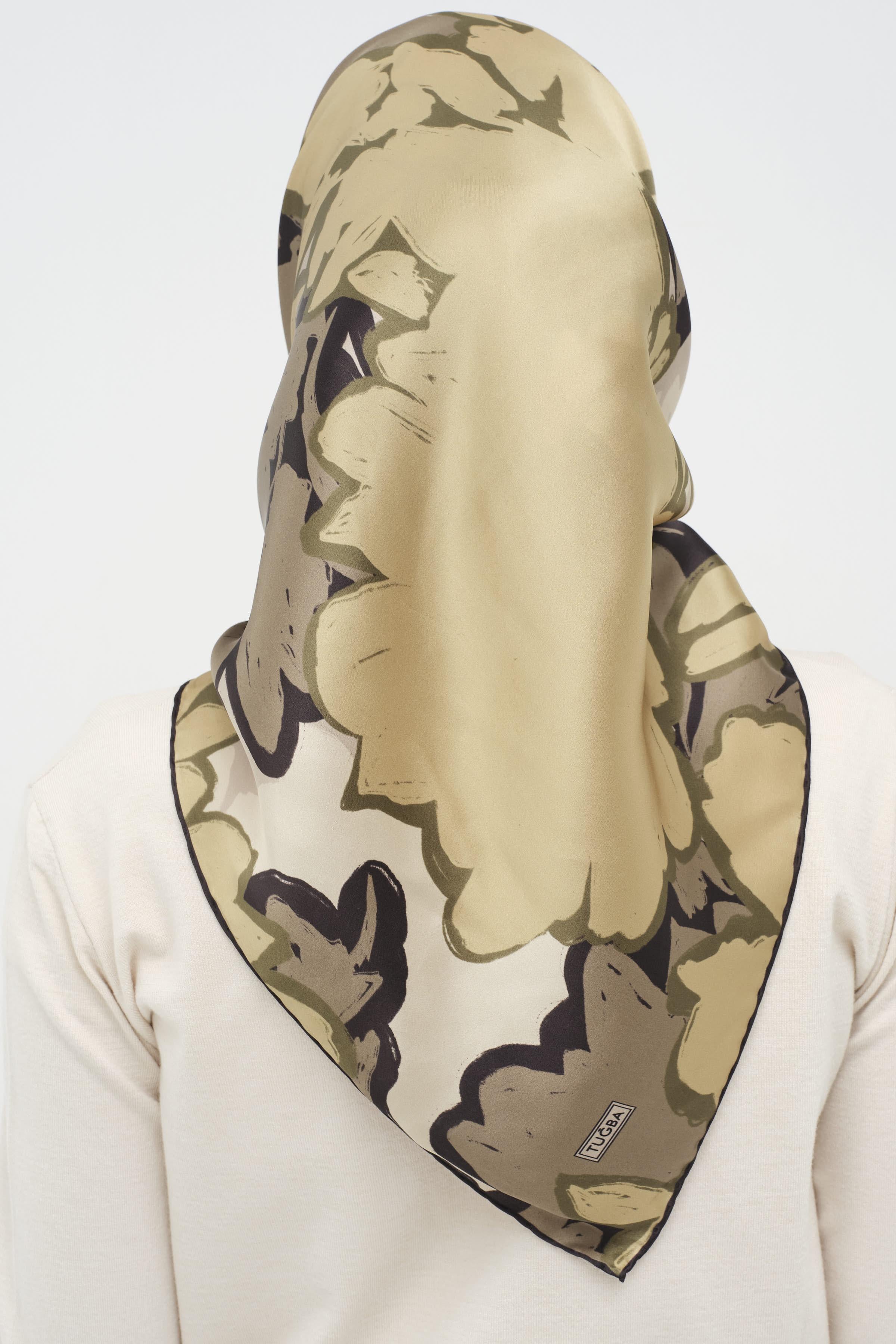 Multi Flower Desenli Sura İpek Eşarp - Fıstık Yeşili TUGBA