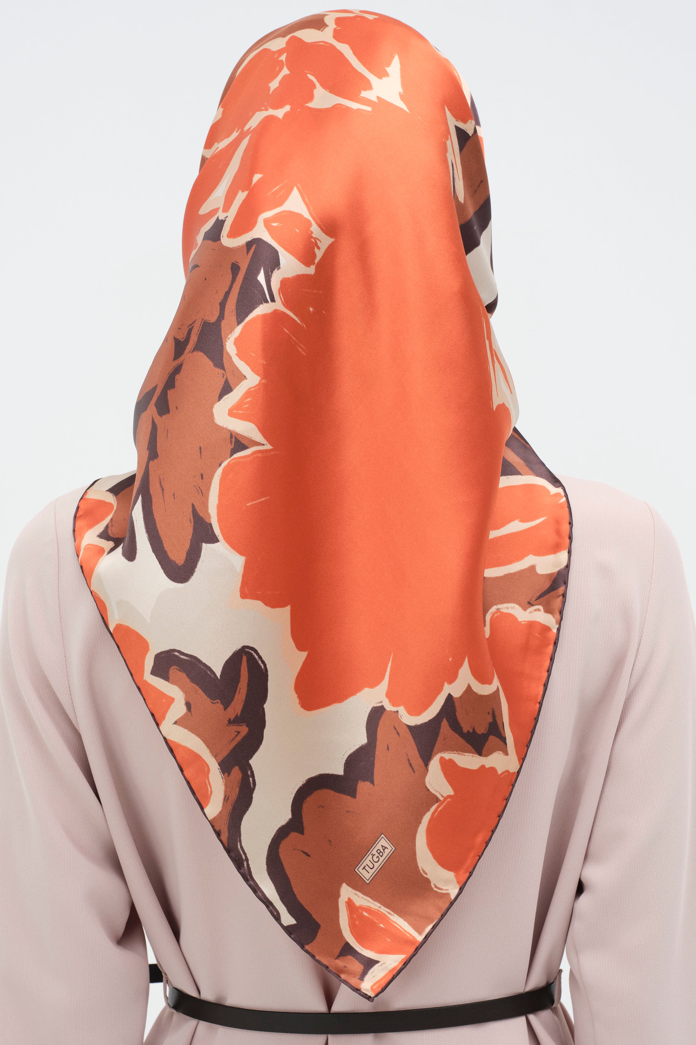 Multi Flower Desenli Sura İpek Eşarp - Turuncu TUGBA