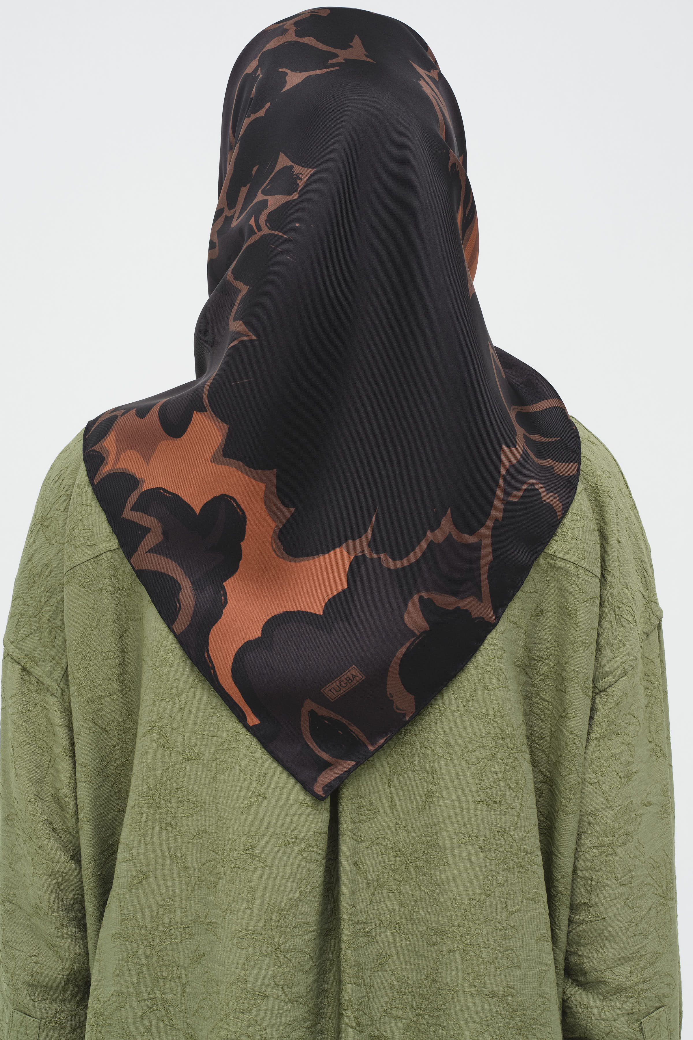 Multi Flower Desenli Twill İpek Eşarp - Acı Kahve TUGBA