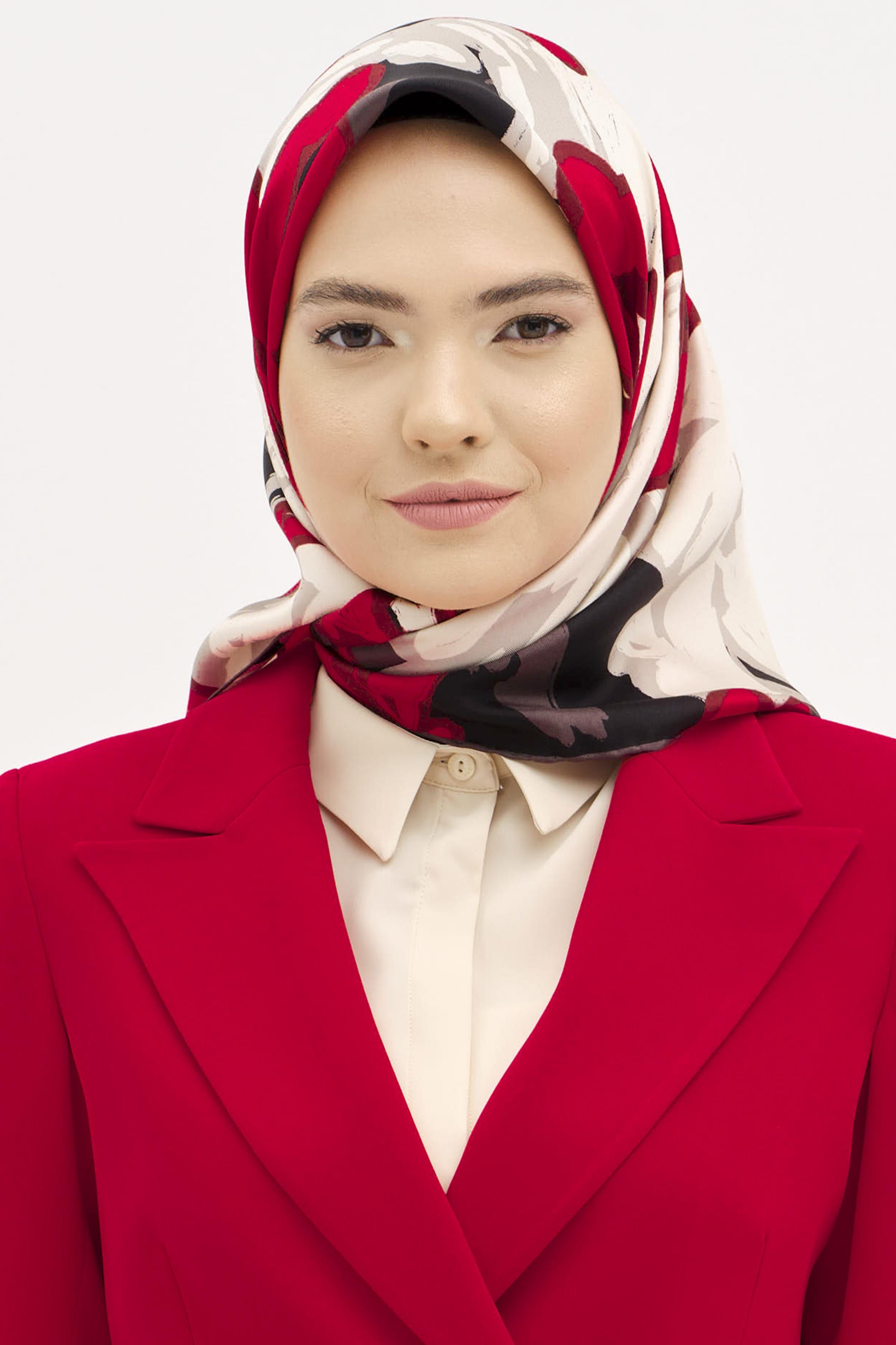 Multi Flower Desenli Twill İpek Eşarp - Kırmızı TUGBA