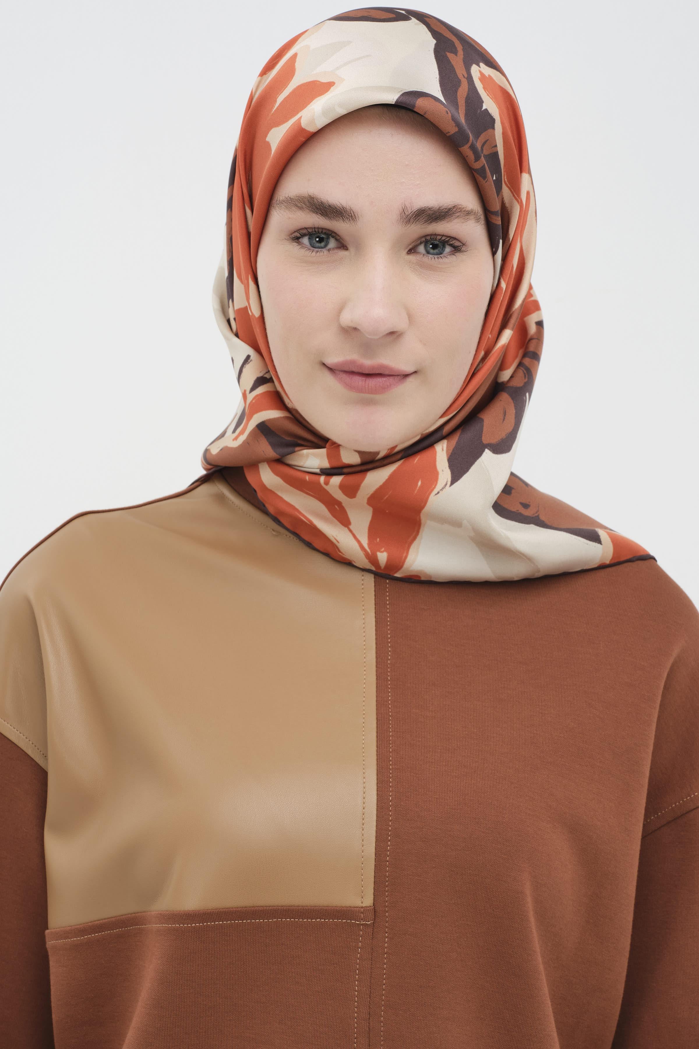 Multi Flower Desenli Twill İpek Eşarp - Turuncu TUGBA