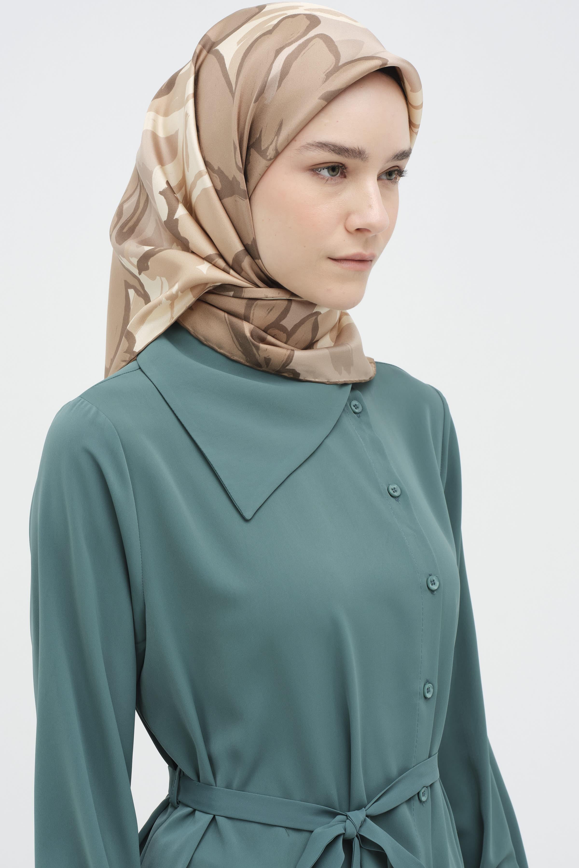 Multi Flower Desenli Twill İpek Eşarp - Vizon TUGBA