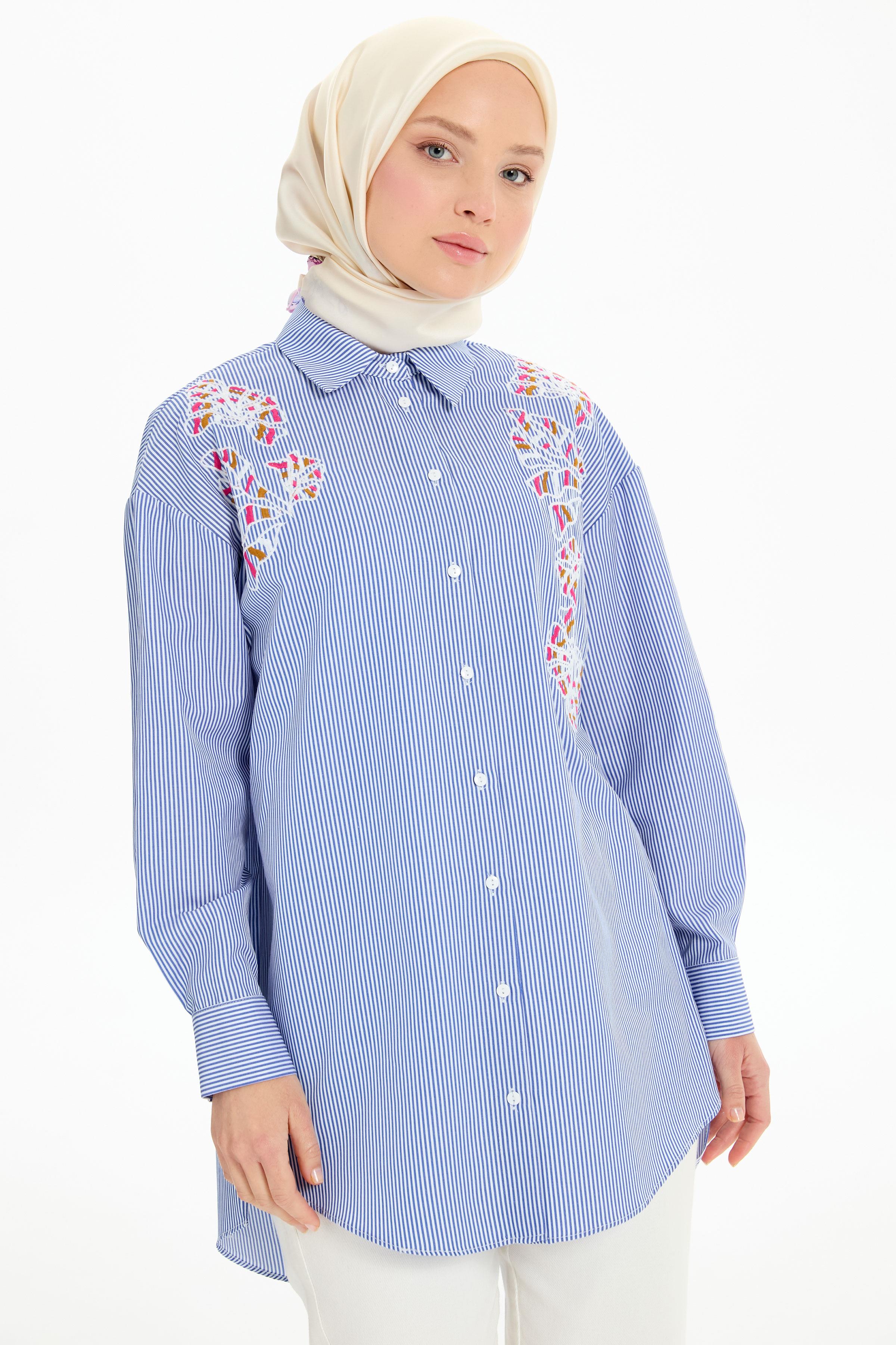 Nakış Detaylı Çizgili Tunik - Lacivert TUGBA