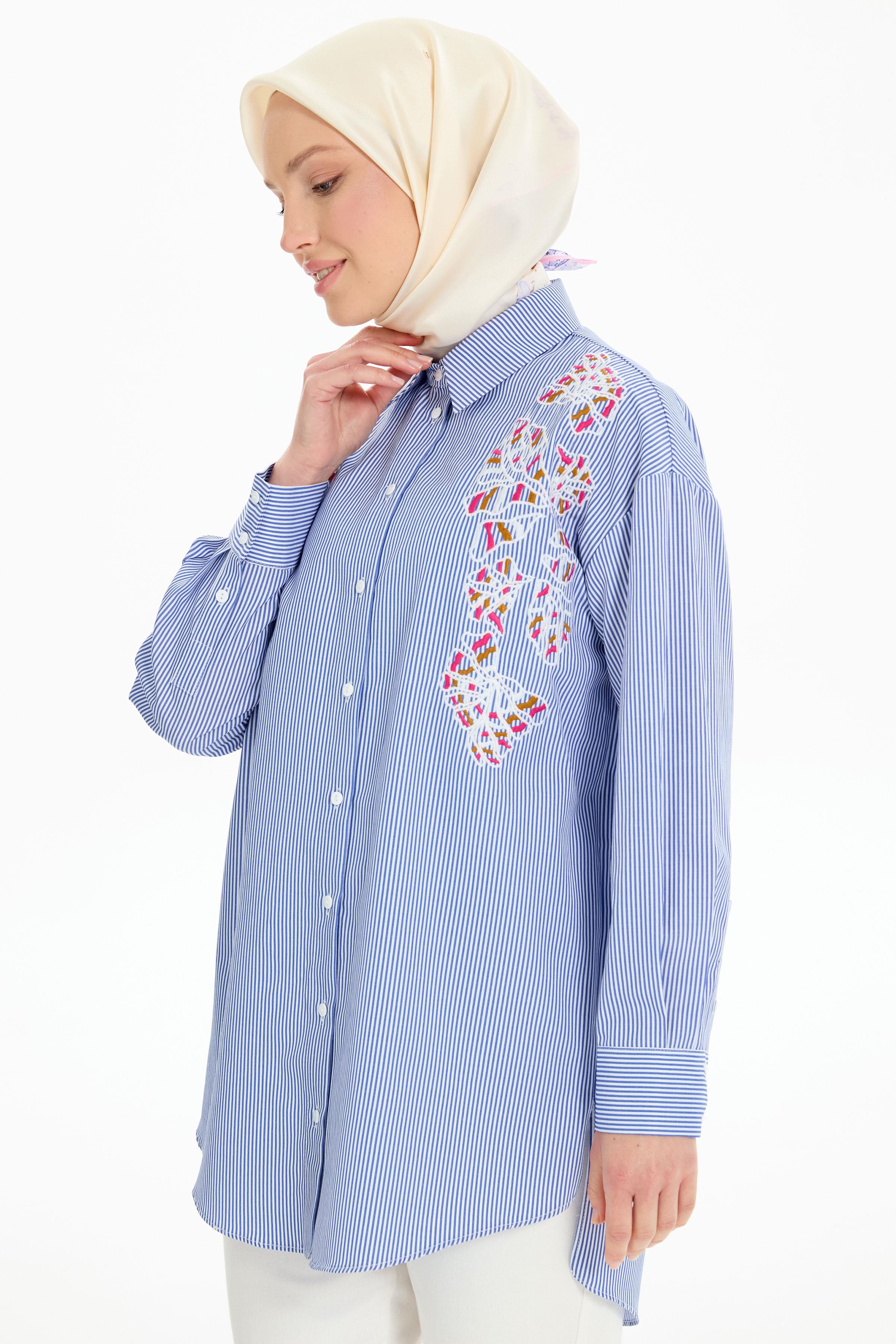 Nakış Detaylı Çizgili Tunik - Lacivert TUGBA