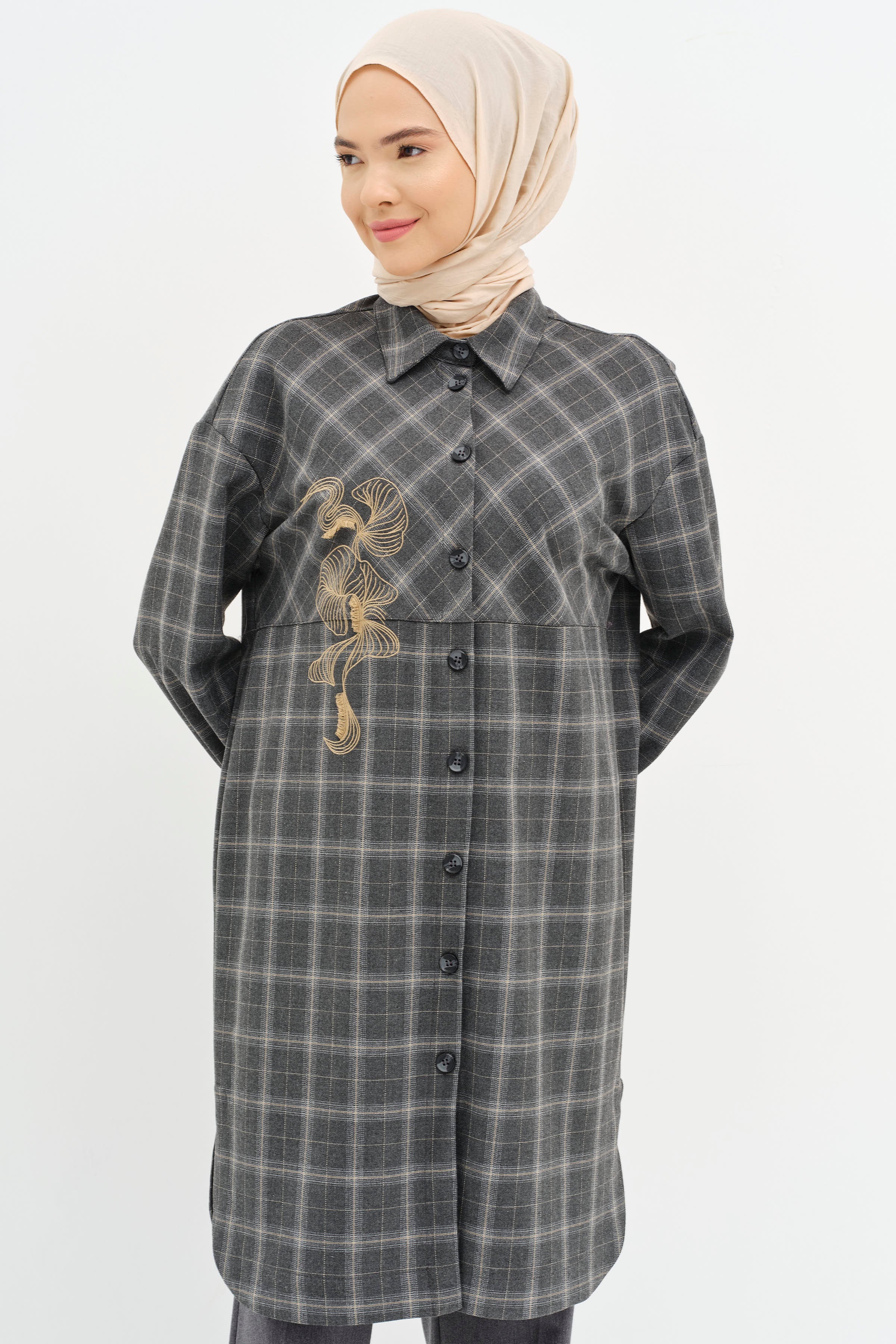 Nakış Detaylı Ekose Tunik - Gri TUGBA