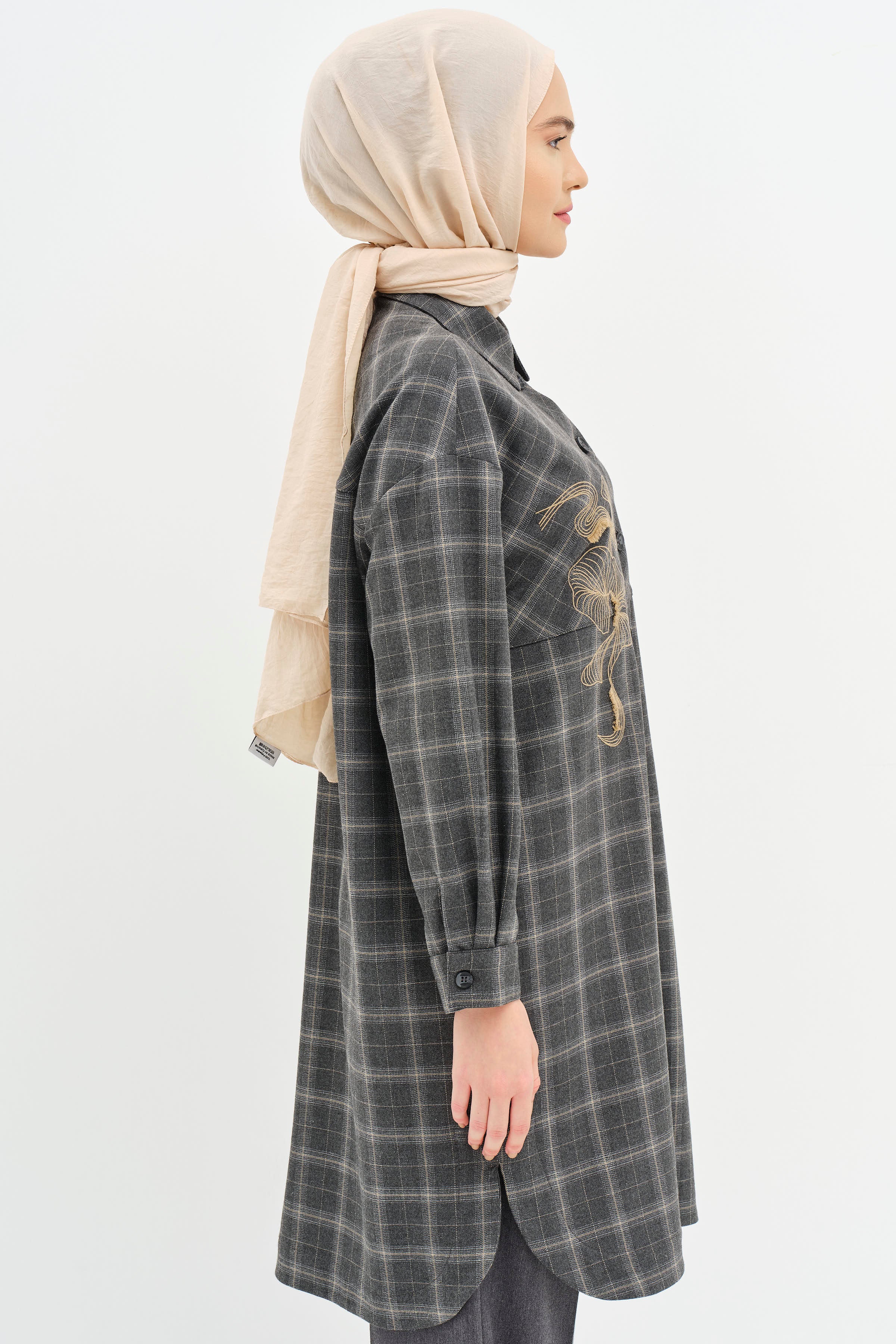 Nakış Detaylı Ekose Tunik - Gri TUGBA