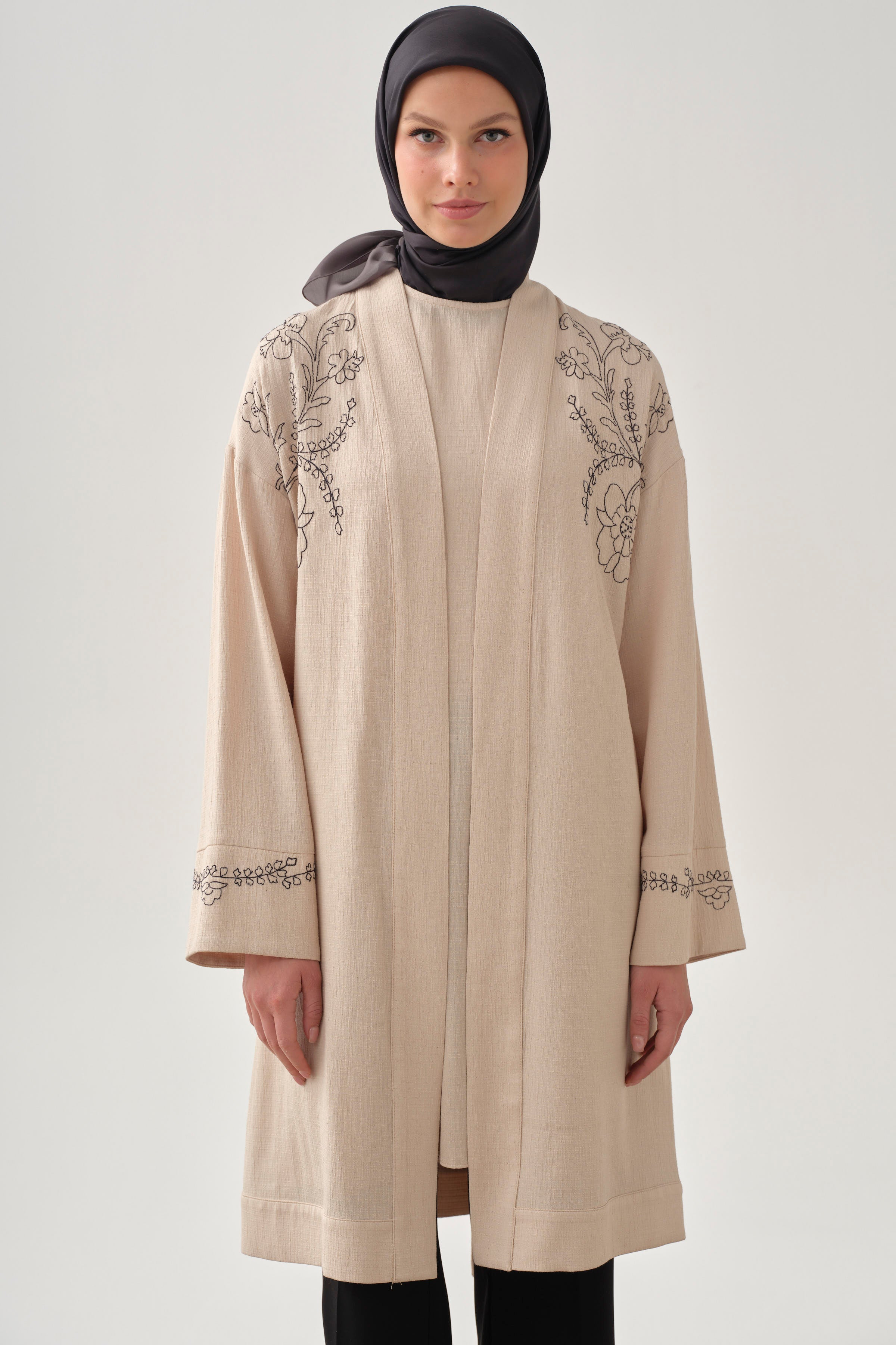 Nakışlı Ceket Bluz Takım - Bej TUGBA