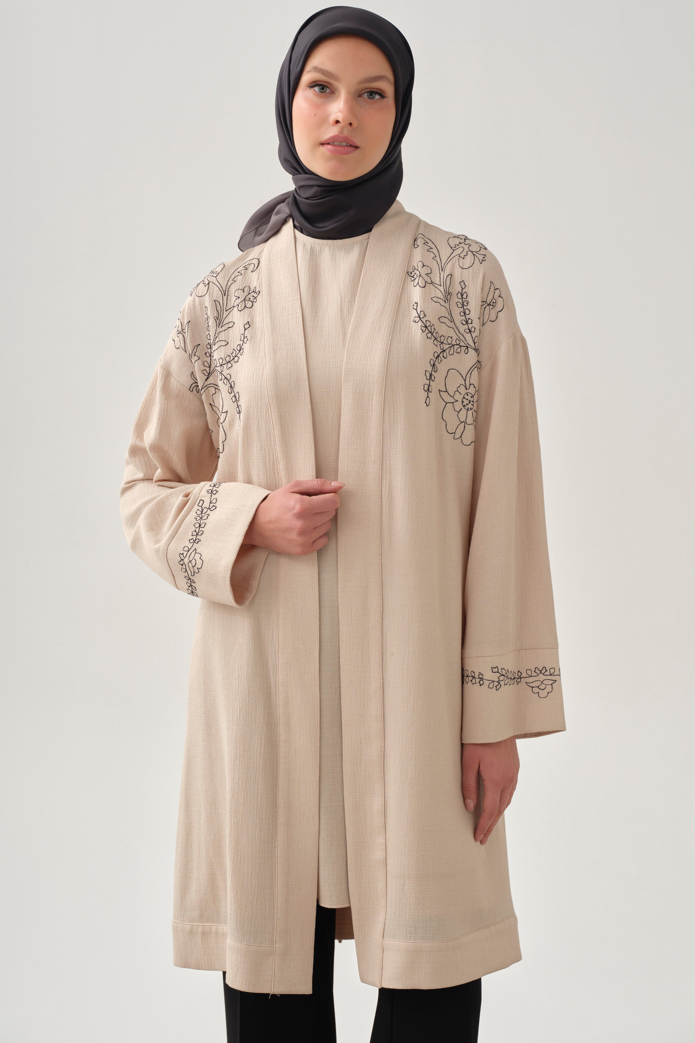 Nakışlı Ceket Bluz Takım - Bej TUGBA