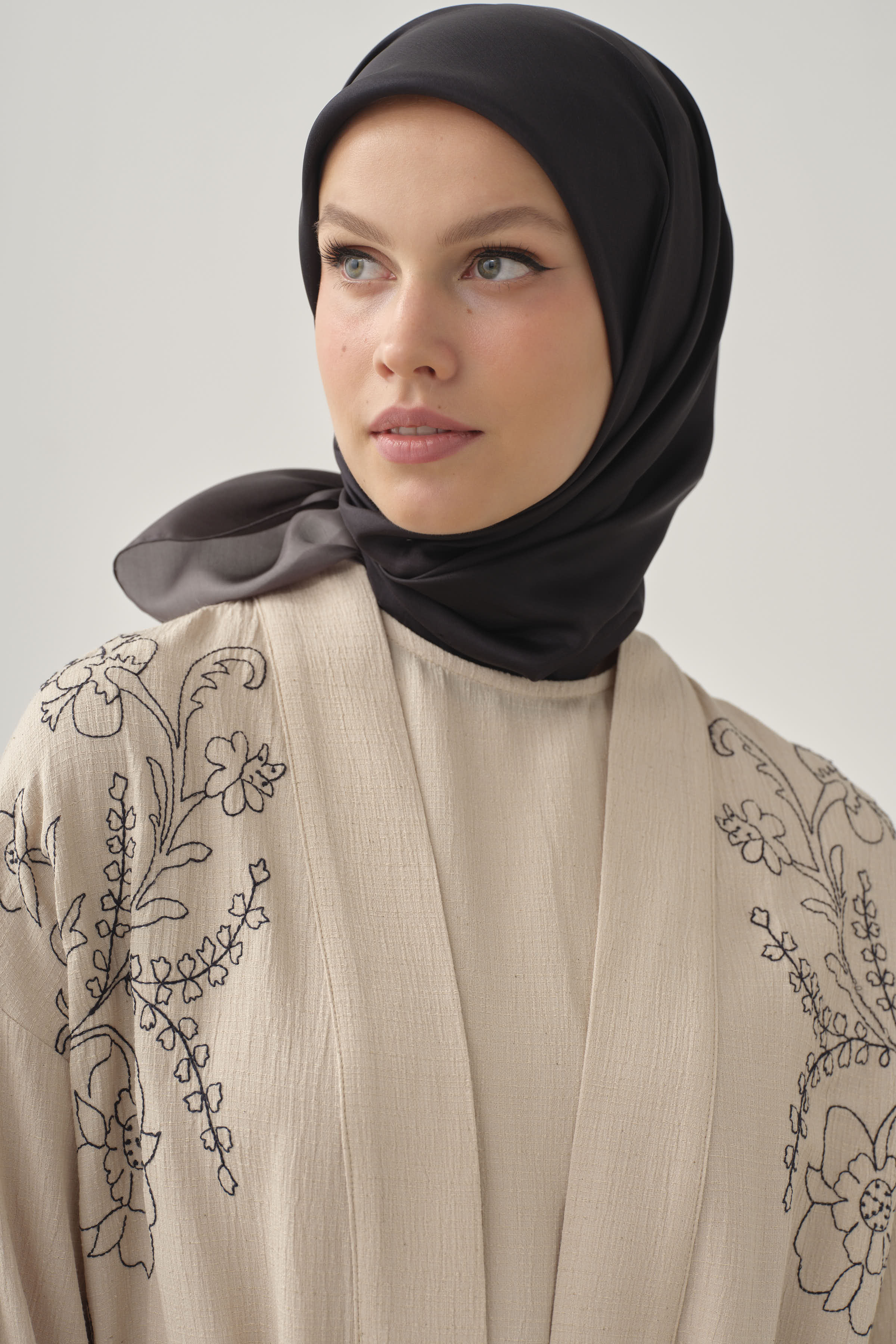 Nakışlı Ceket Bluz Takım - Bej TUGBA