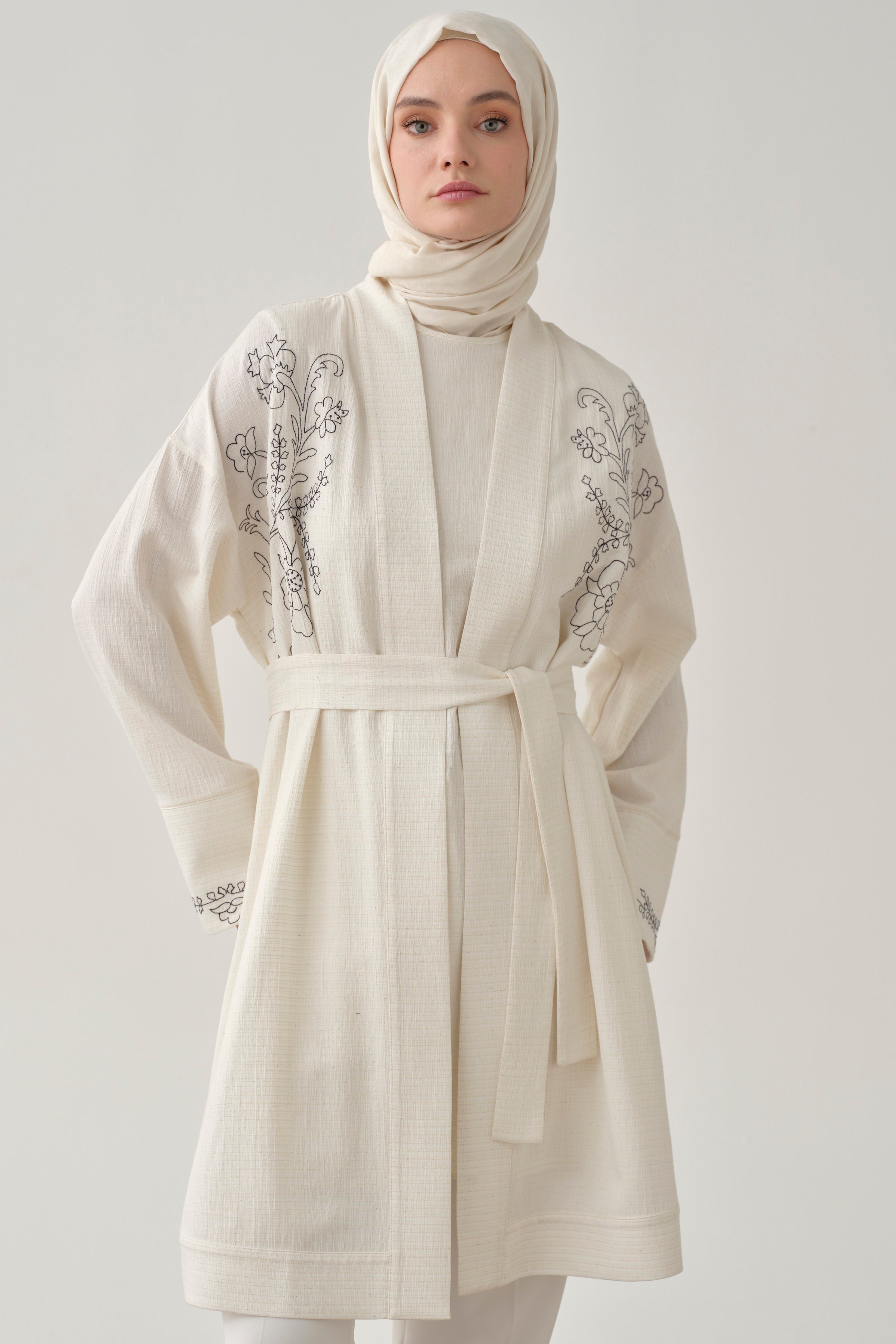 Nakışlı Ceket Bluz Takım - Ekru TUGBA