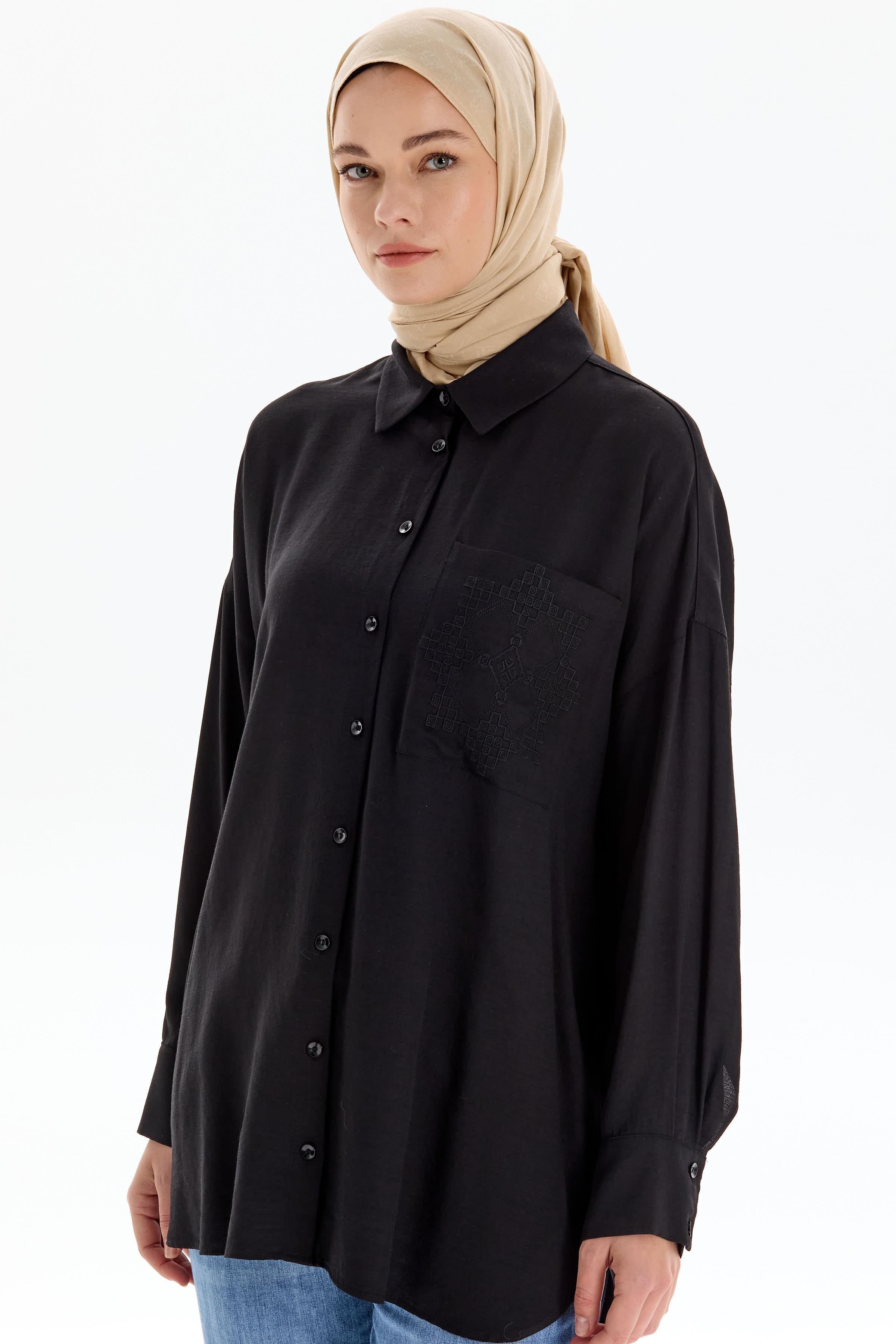 Nakışlı Cep Detaylı Gömlek - Siyah TUGBA