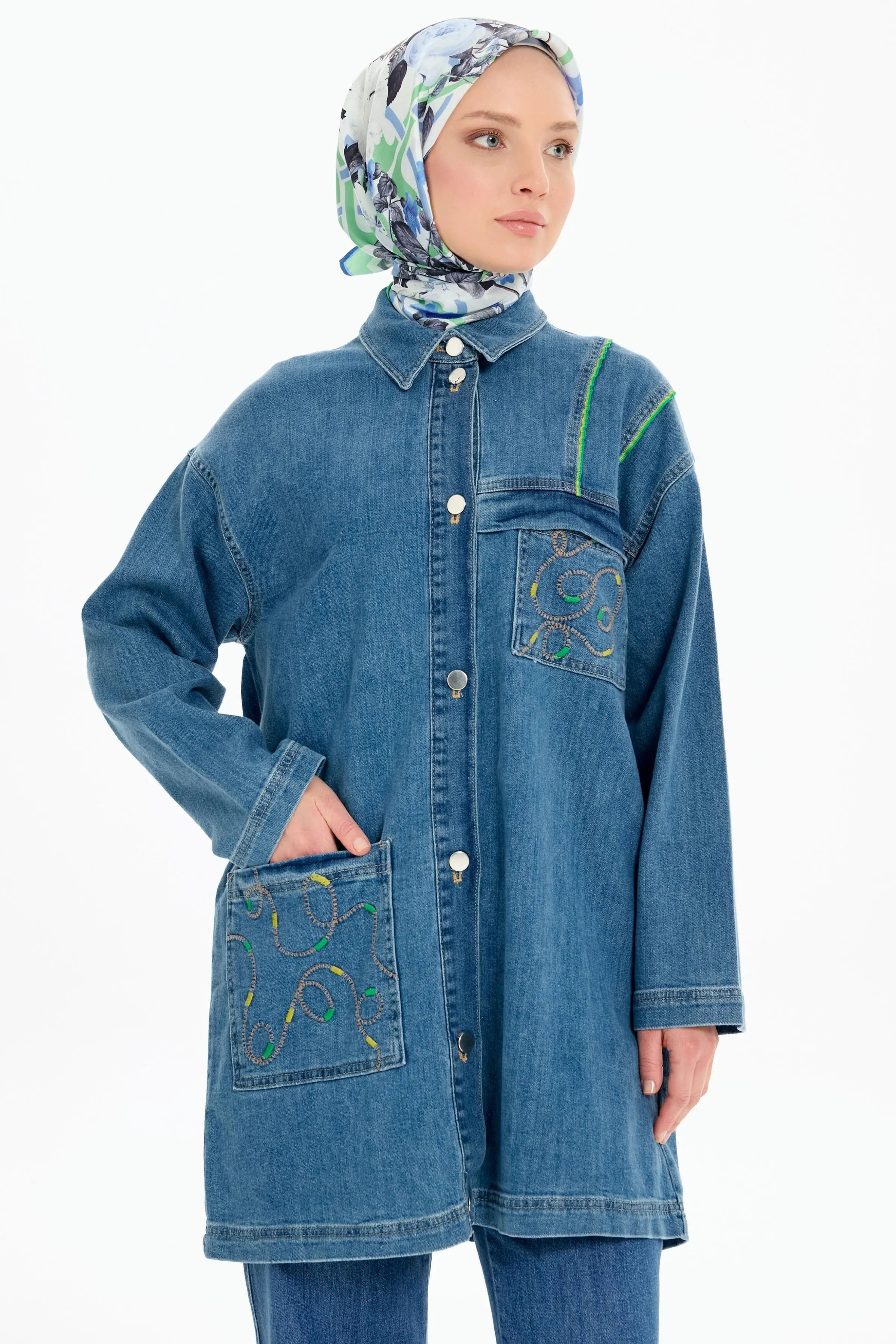 Nakışlı Denim Ceket - İndigo TUGBA