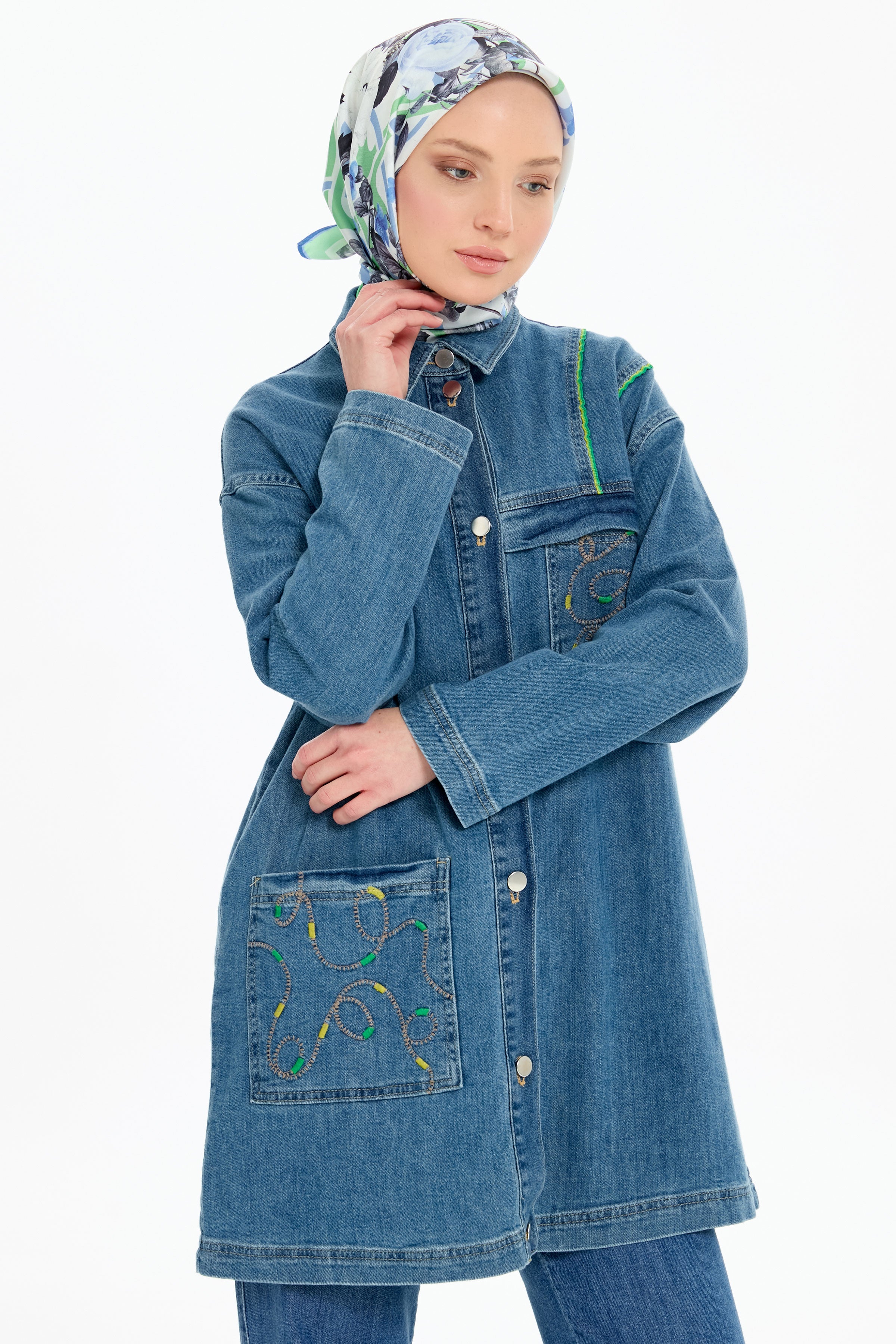 Nakışlı Denim Ceket - İndigo TUGBA