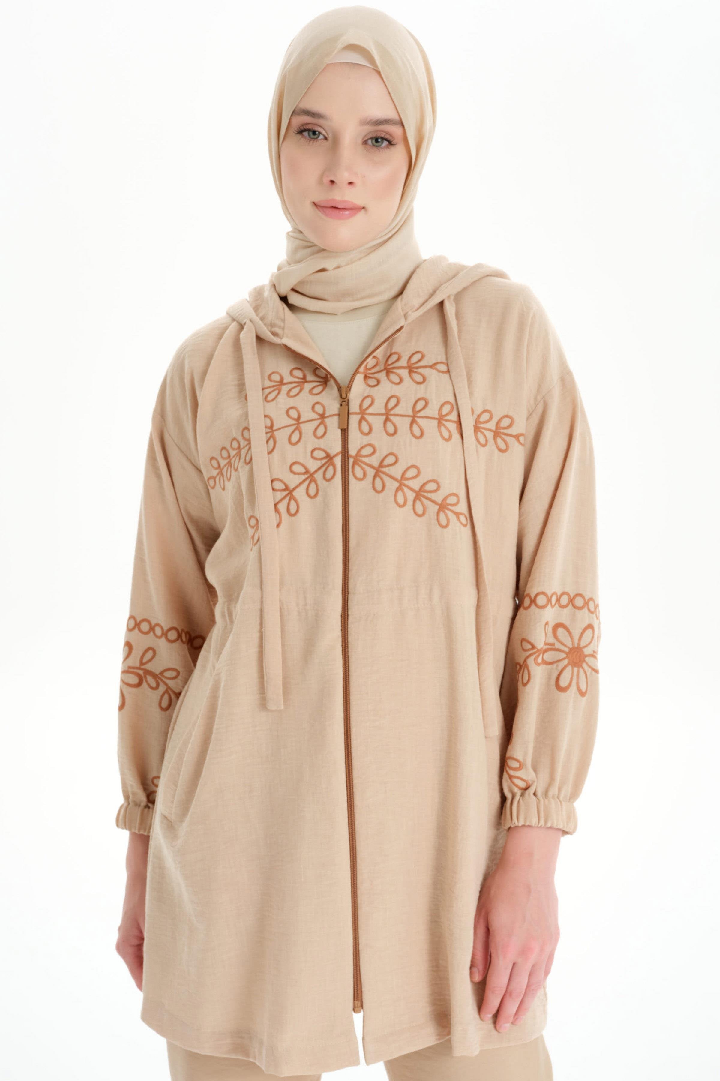 Nakışlı Fermuar Kapamalı Giy Çık - Camel TUGBA