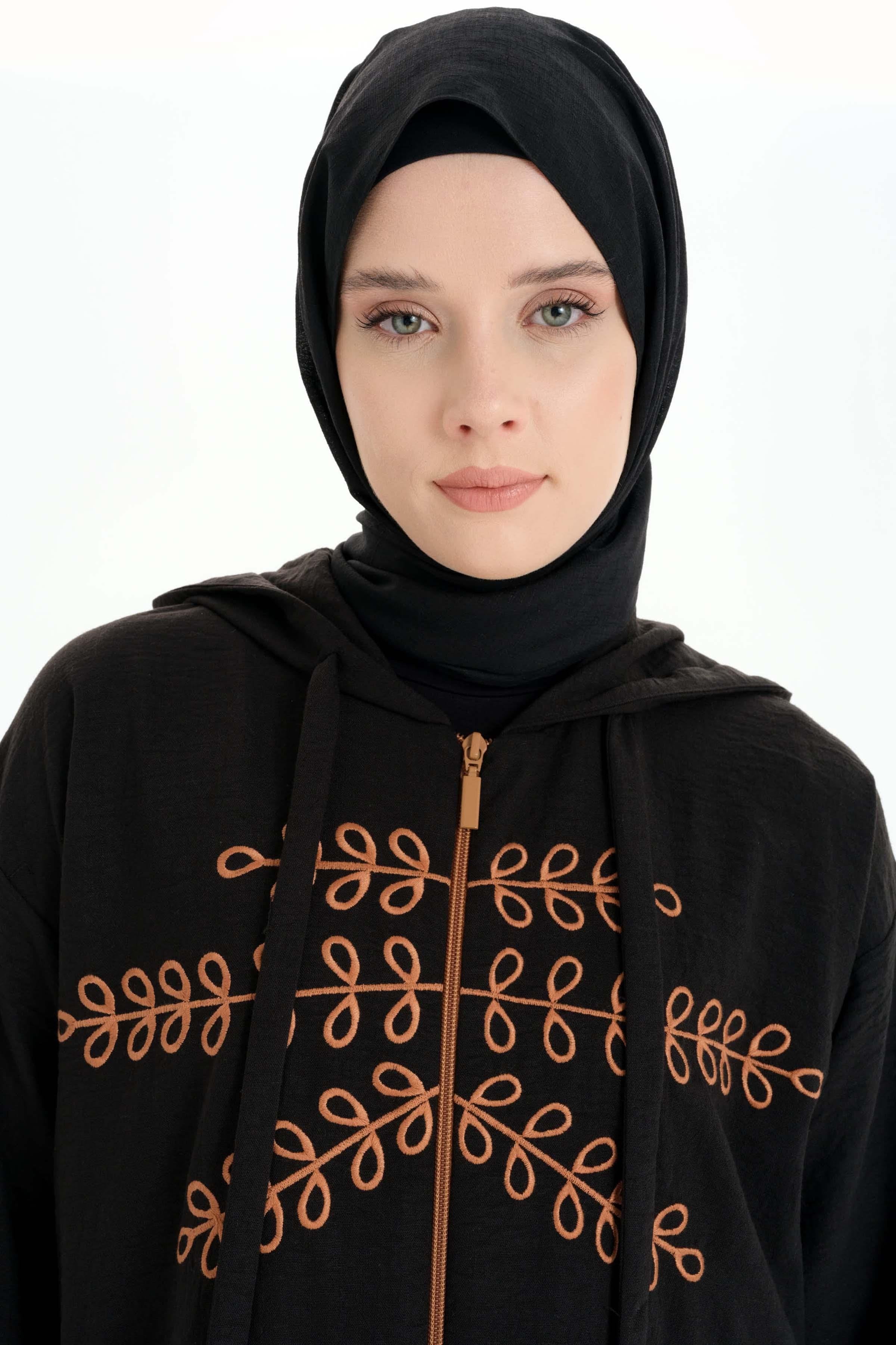 Nakışlı Fermuar Kapamalı Giy Çık - Siyah TUGBA