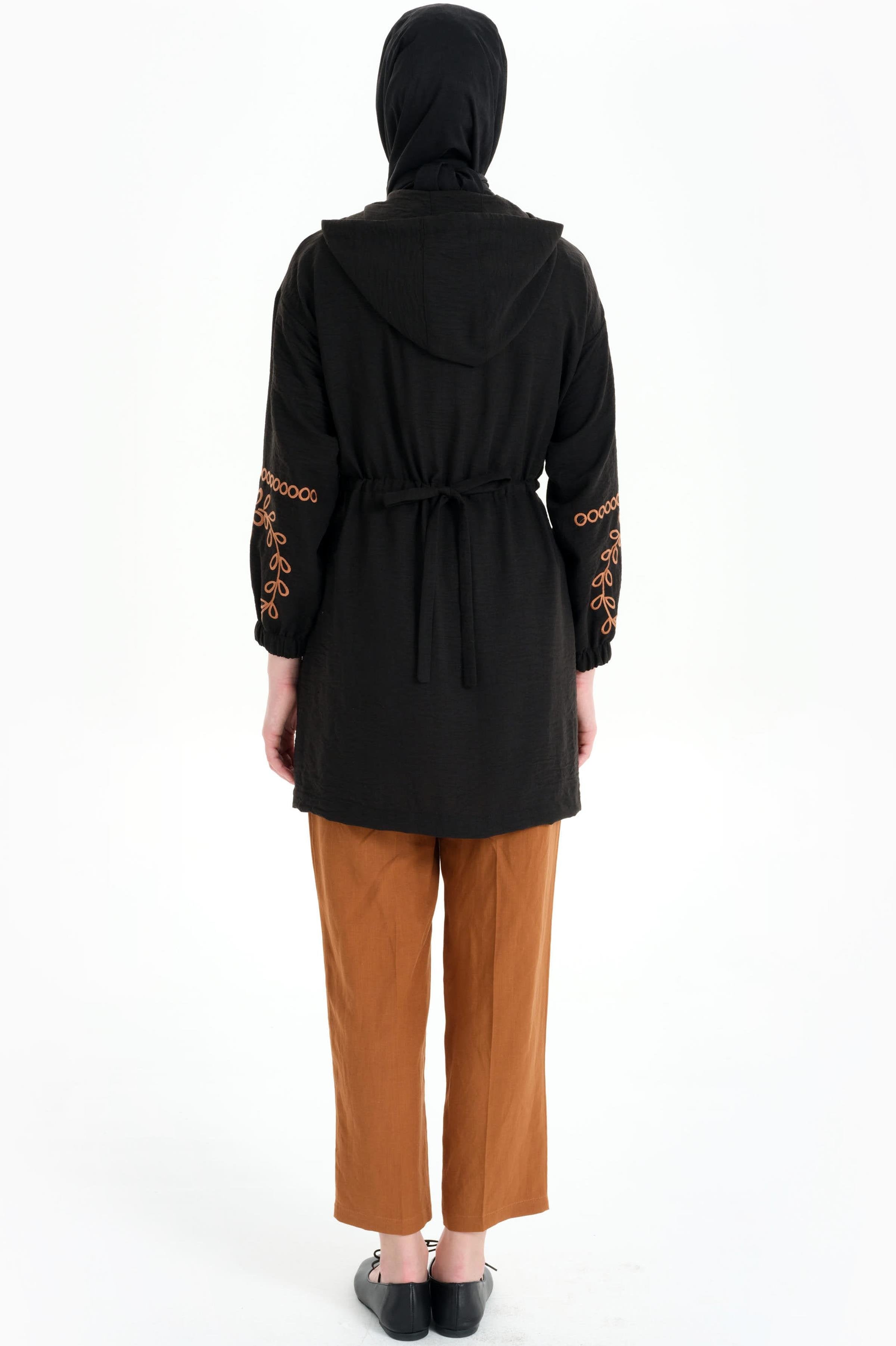 Nakışlı Fermuar Kapamalı Giy Çık - Siyah TUGBA