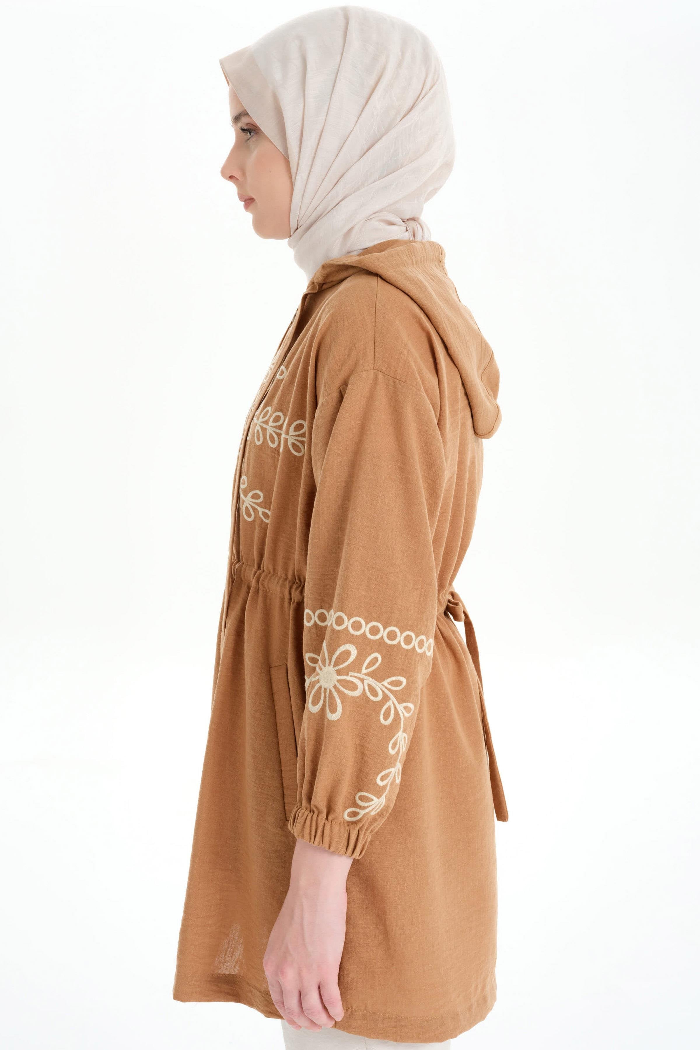 Nakışlı Fermuar Kapamalı Giy Çık - Taba TUGBA