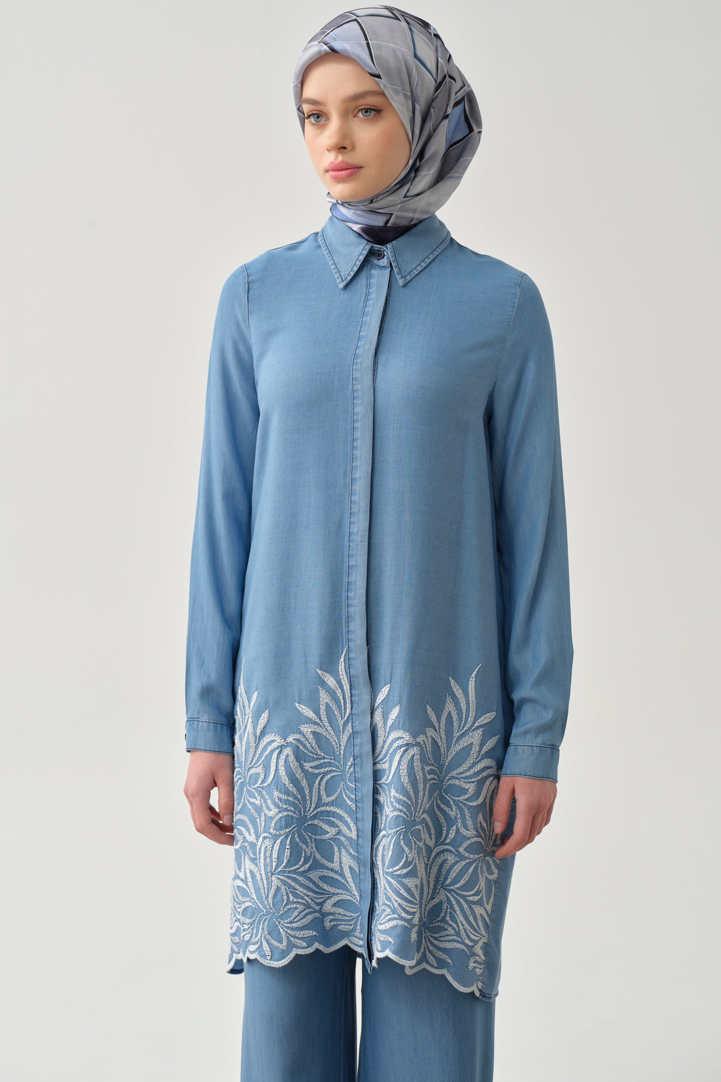 Nakışlı Tunik - İndigo TUGBA