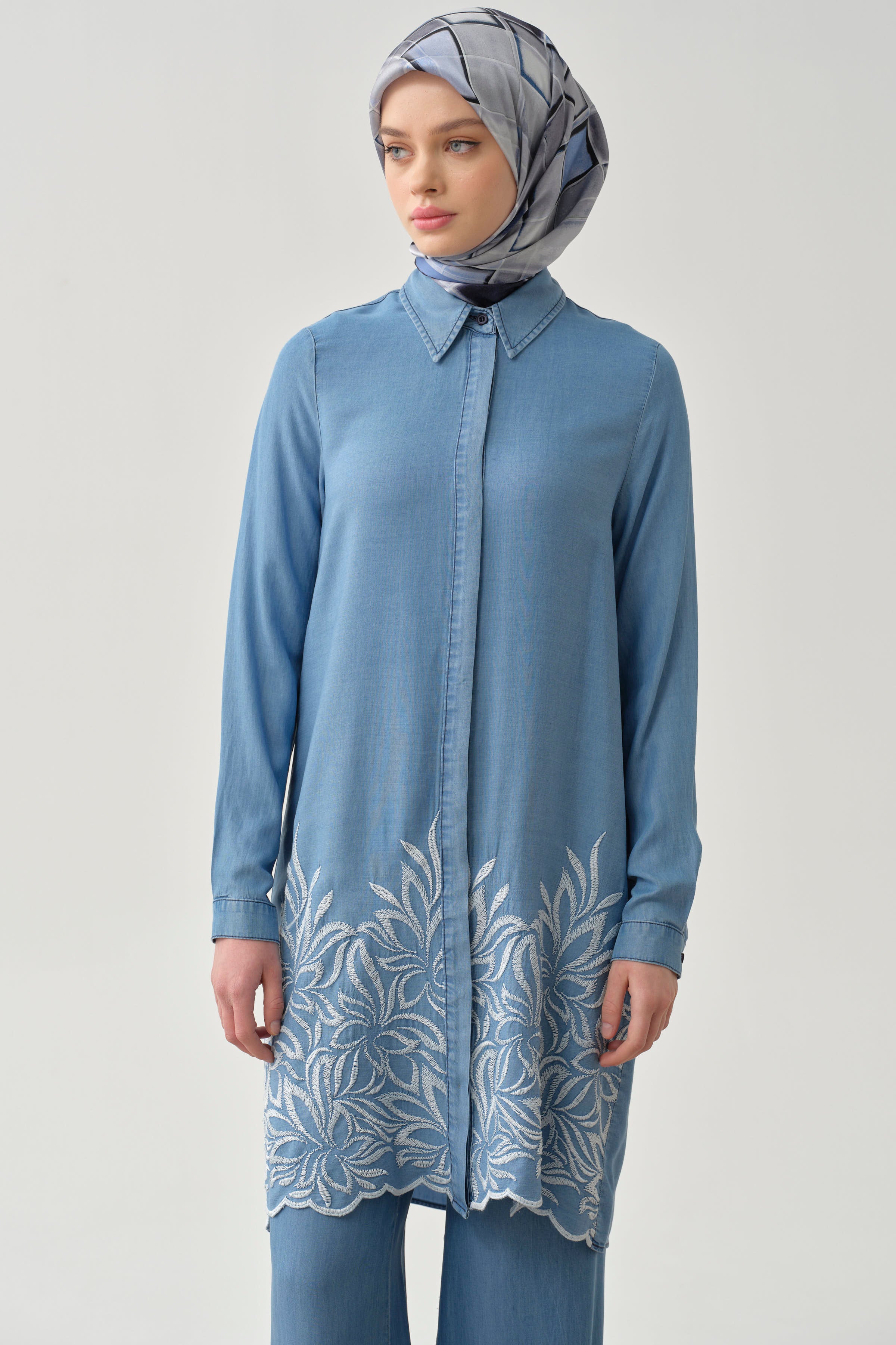 Nakışlı Tunik - İndigo TUGBA