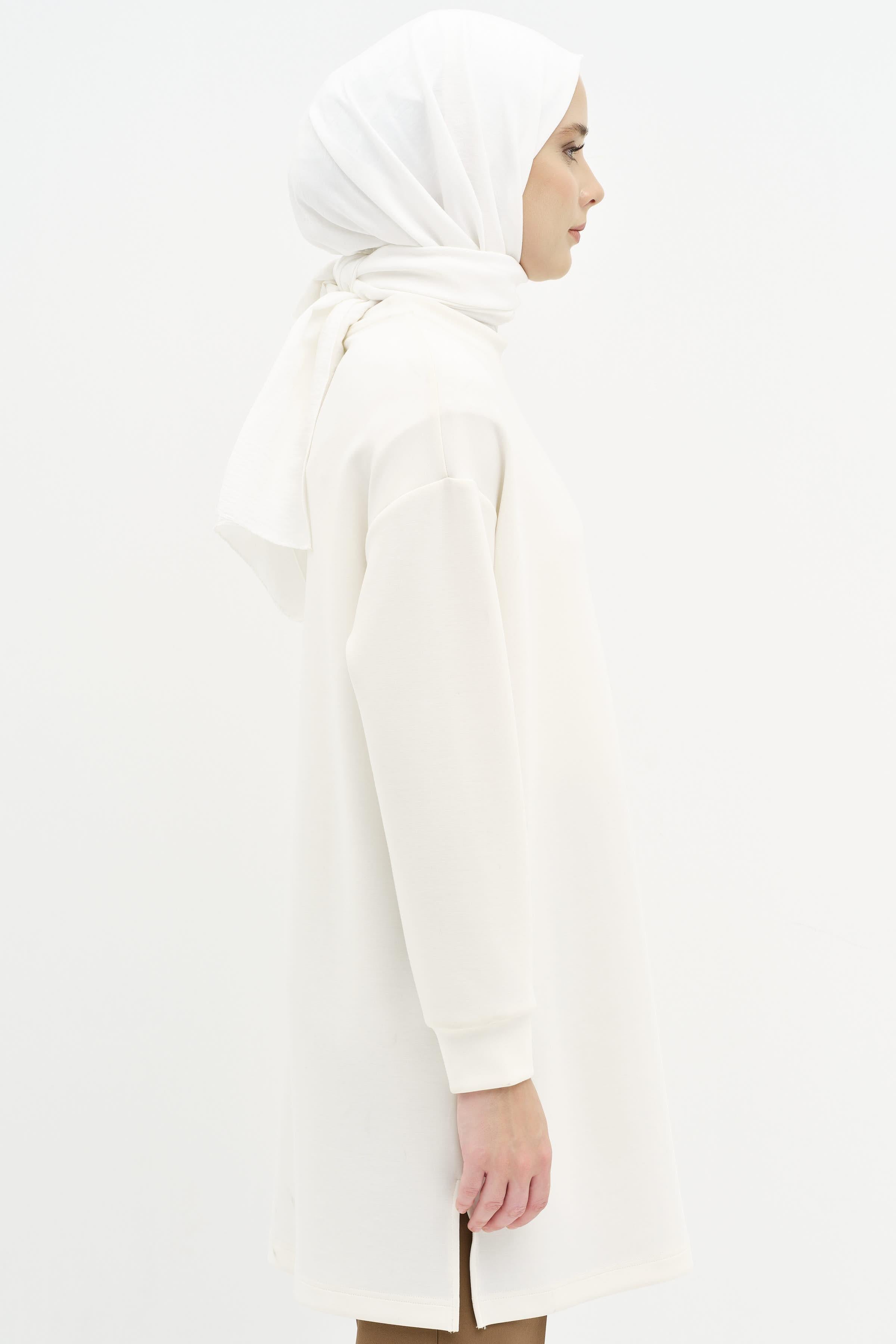 Nakışlı Ve İncili Örme Sweat - Ekru TUGBA