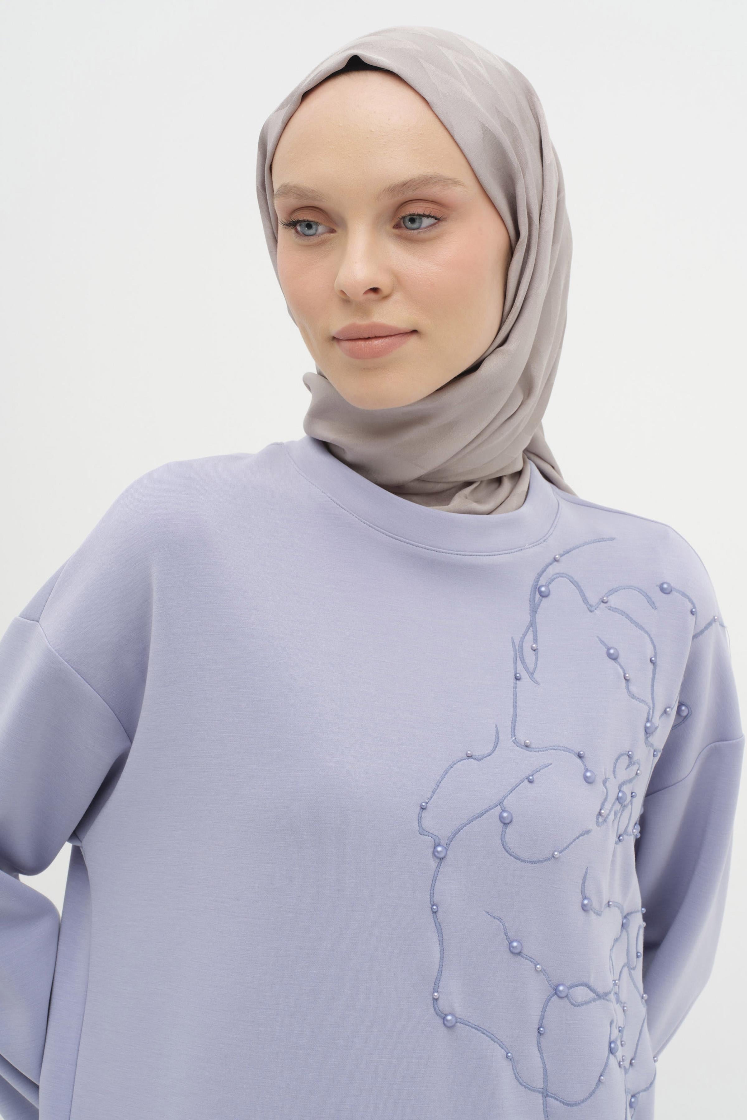 Nakışlı Ve İncili Örme Sweat - Lila TUGBA