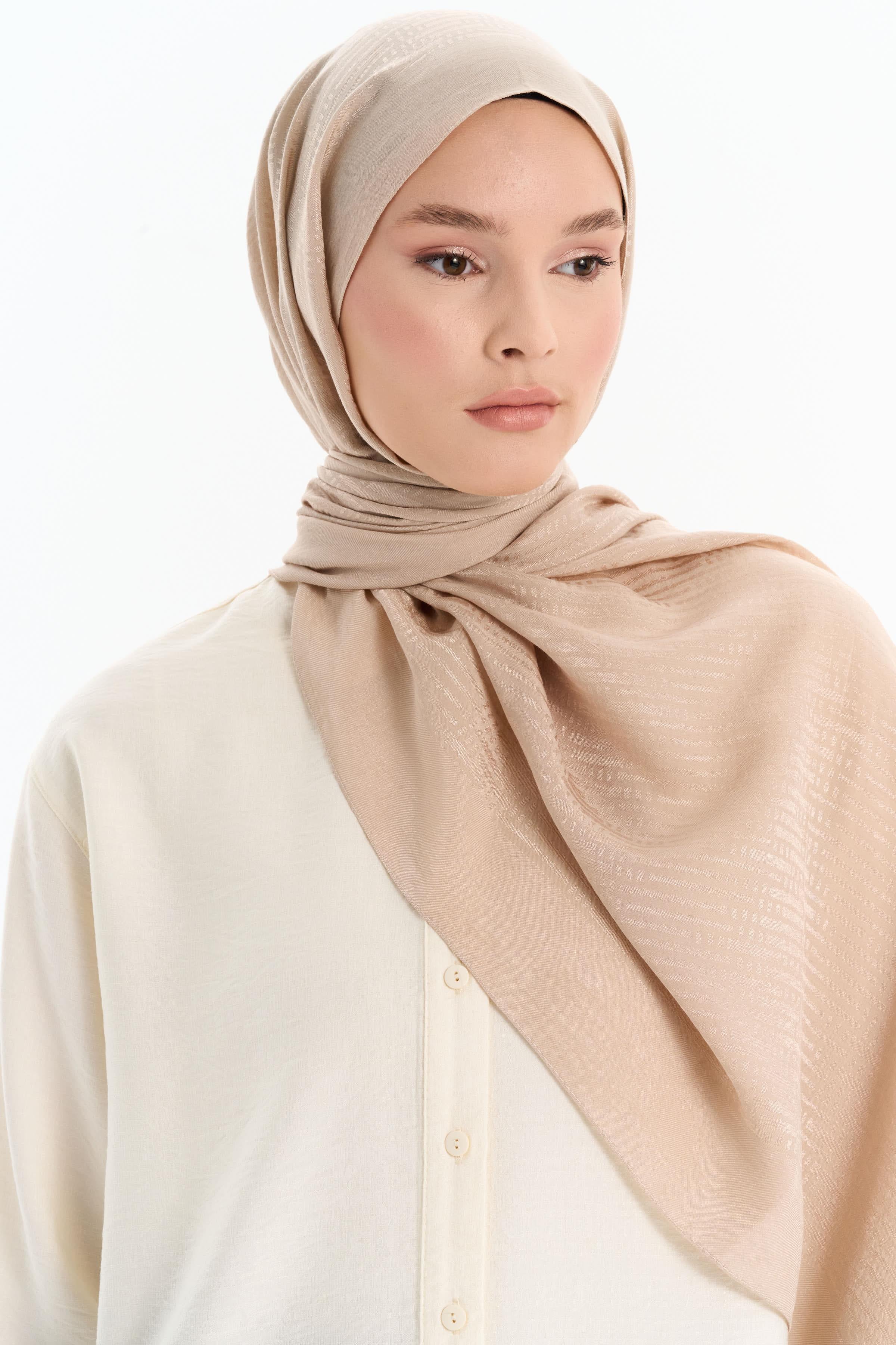 Natural Çizgisel Desenli Şal - Bej TUGBA