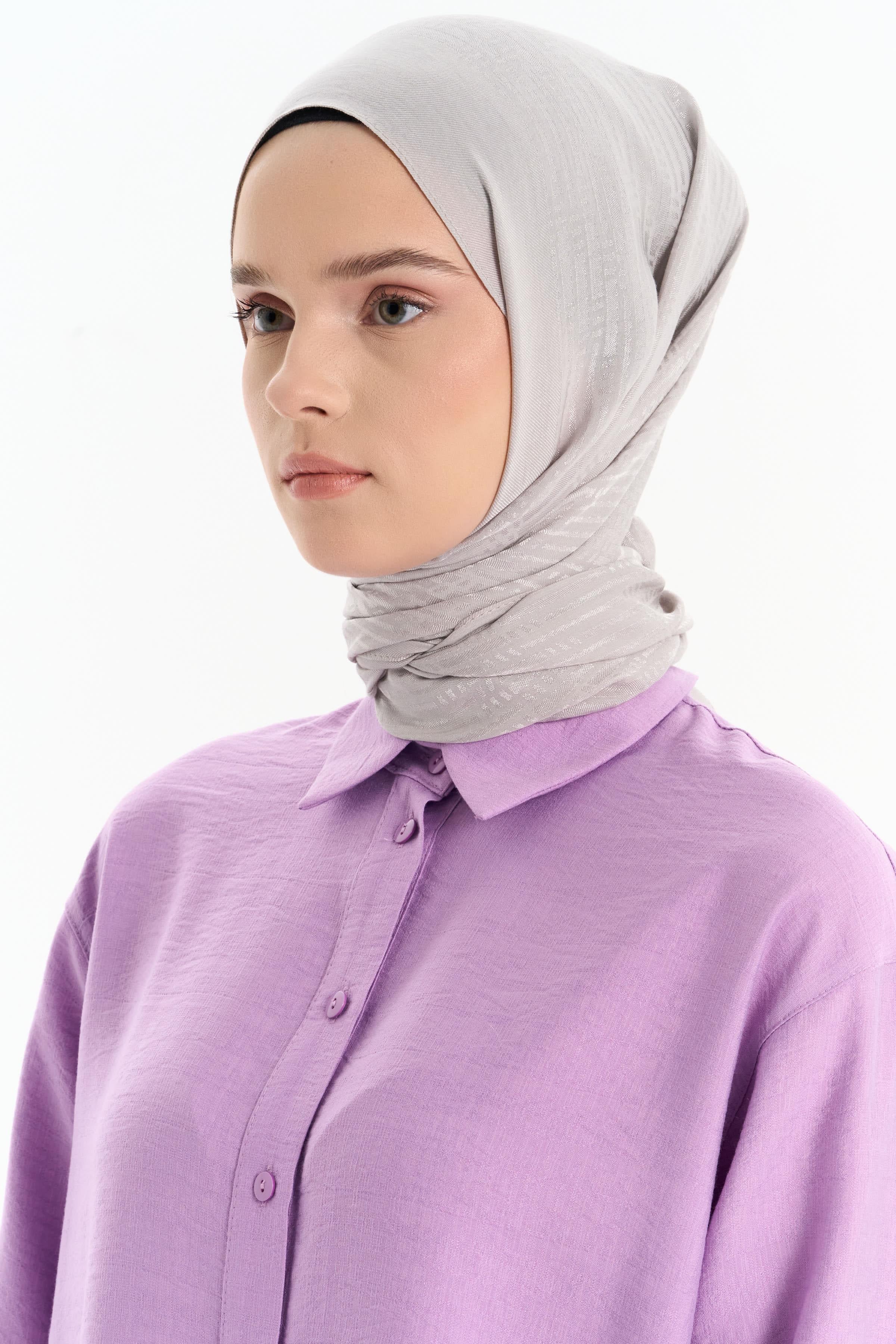 Natural Çizgisel Desenli Şal - Gri TUGBA