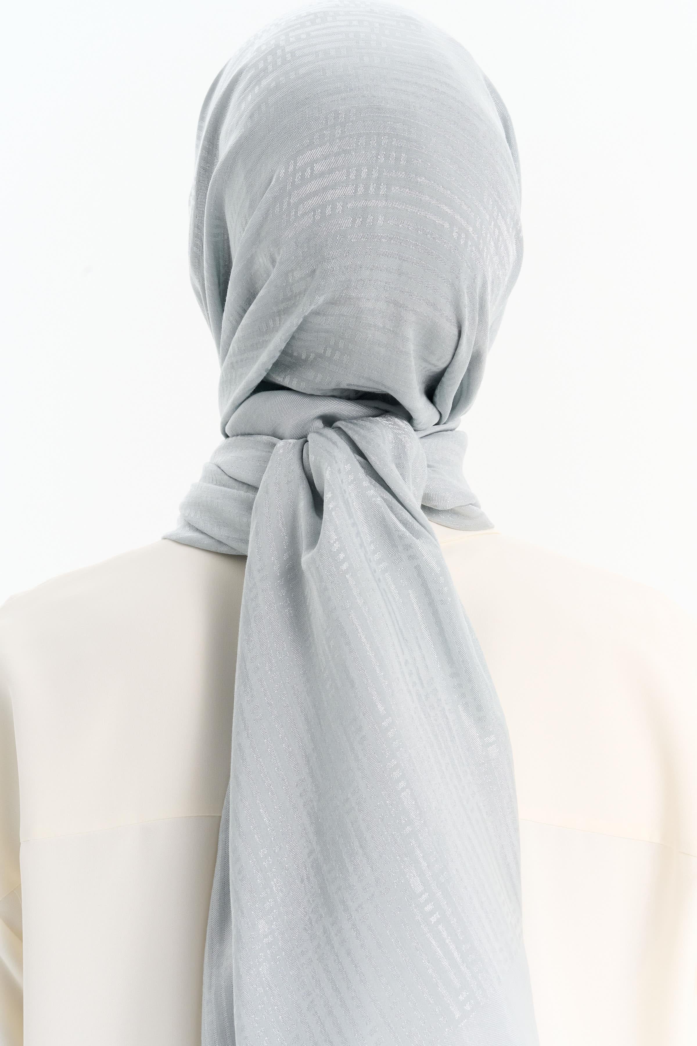 Natural Çizgisel Desenli Şal - Gümüş TUGBA