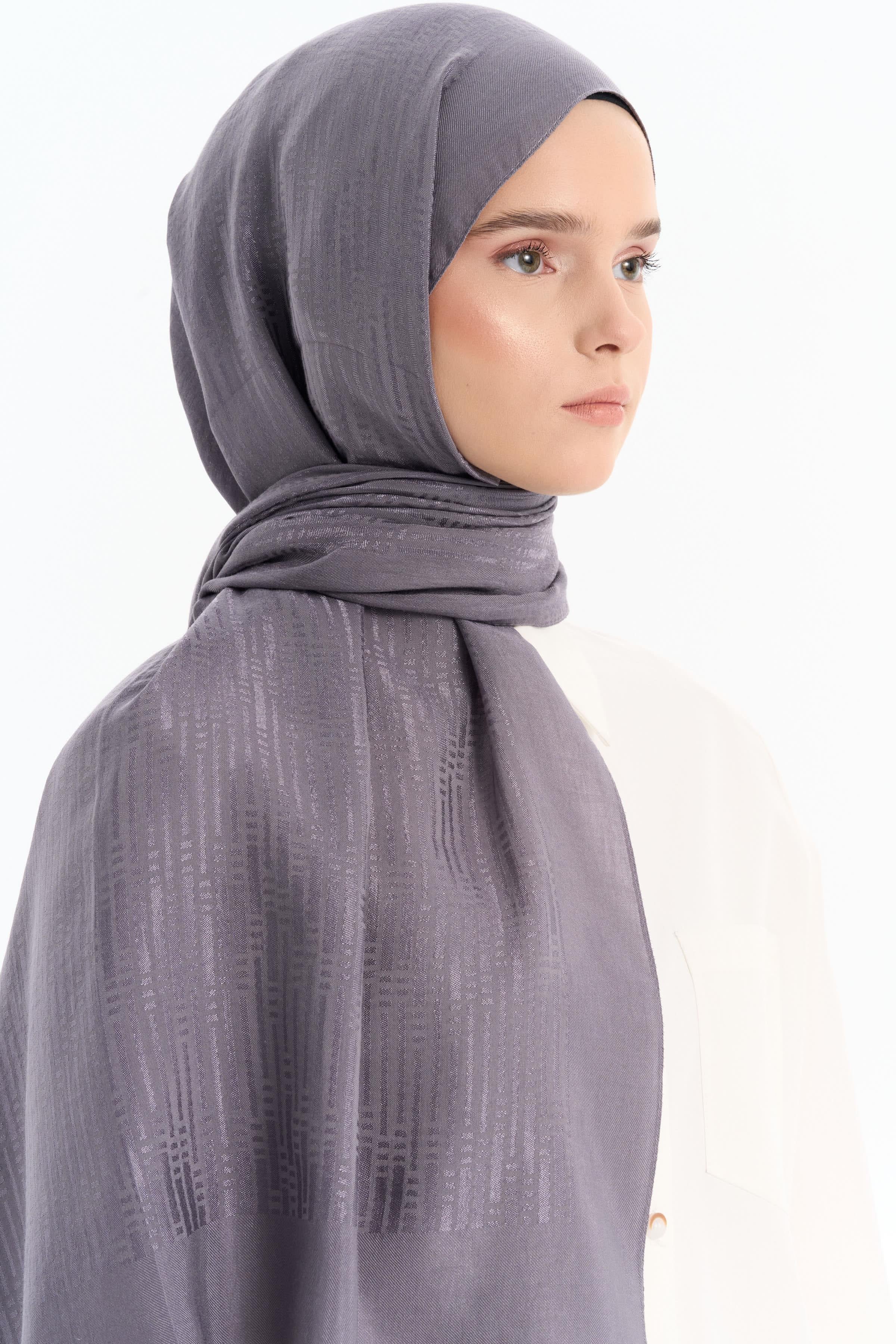 Natural Çizgisel Desenli Şal - Koyu Gri TUGBA