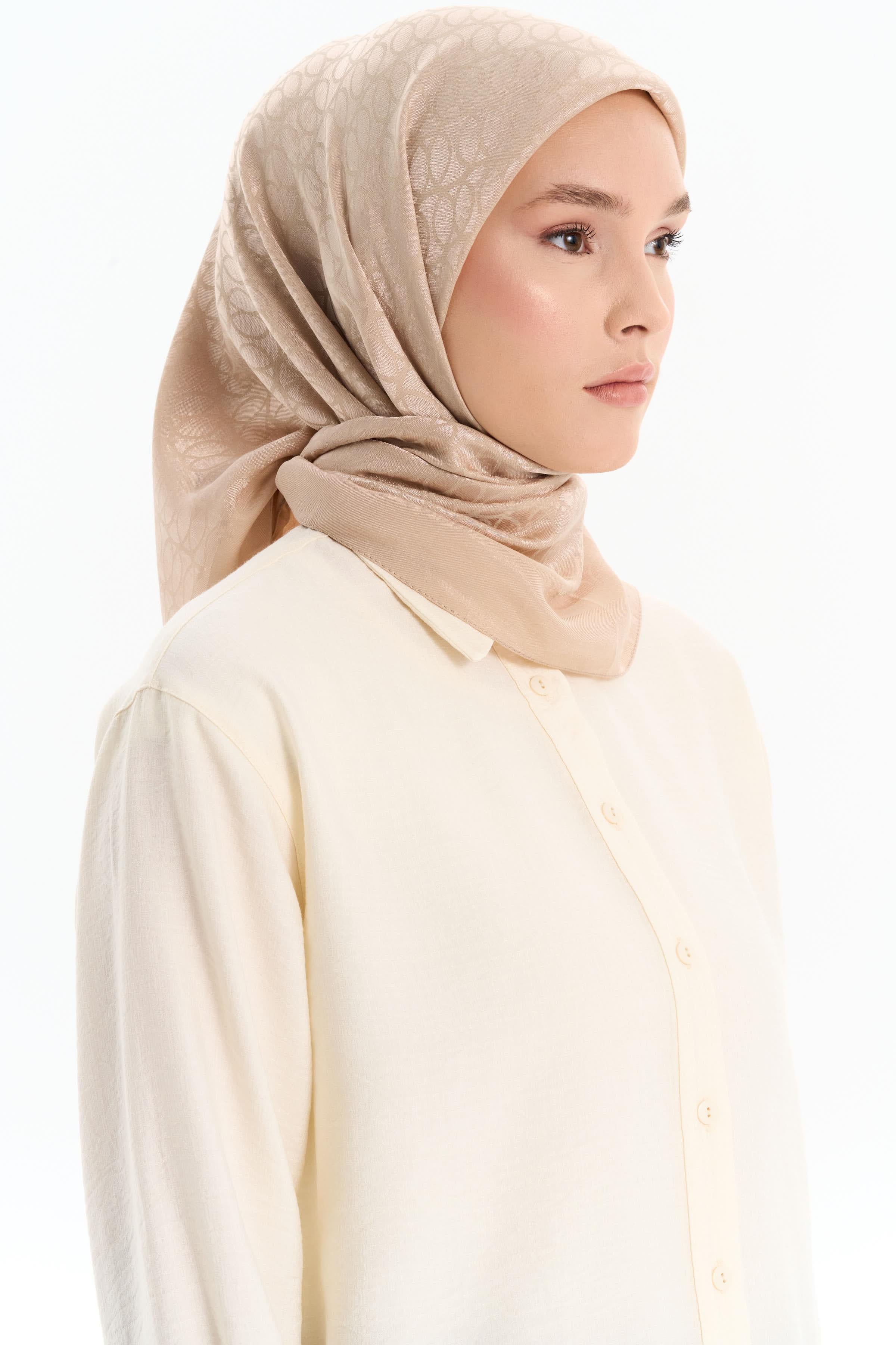 Natural Dairesel Desenli Eşarp - Bej TUGBA