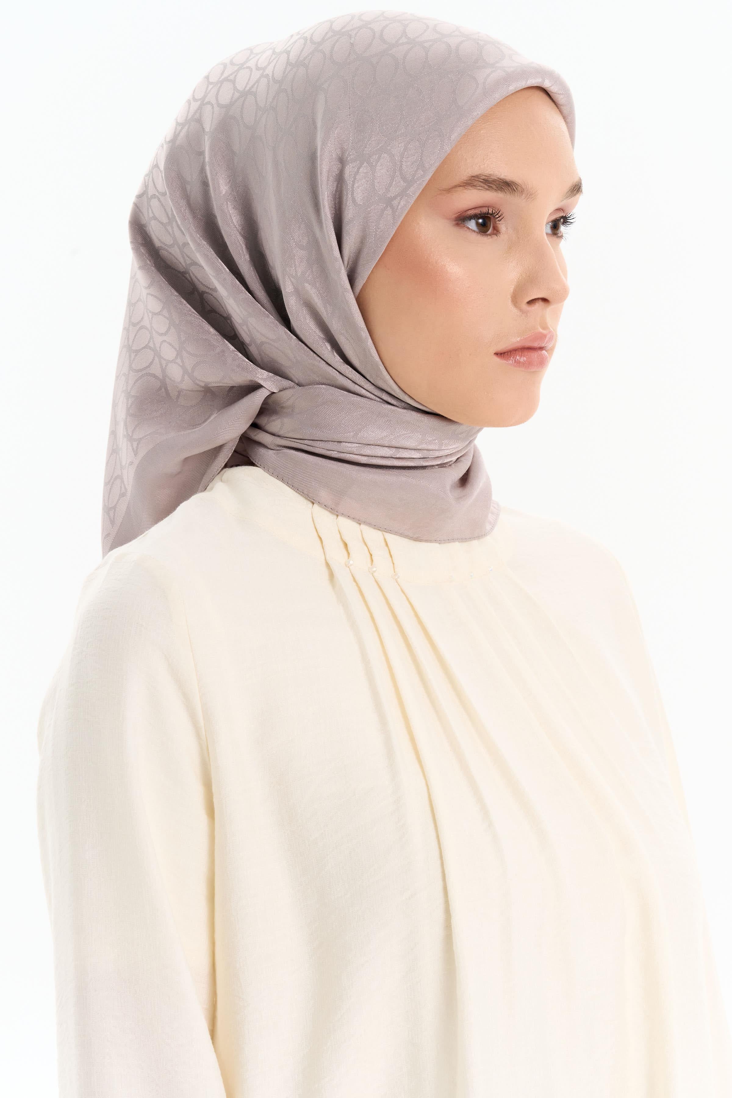 Natural Dairesel Desenli Eşarp - Taş TUGBA