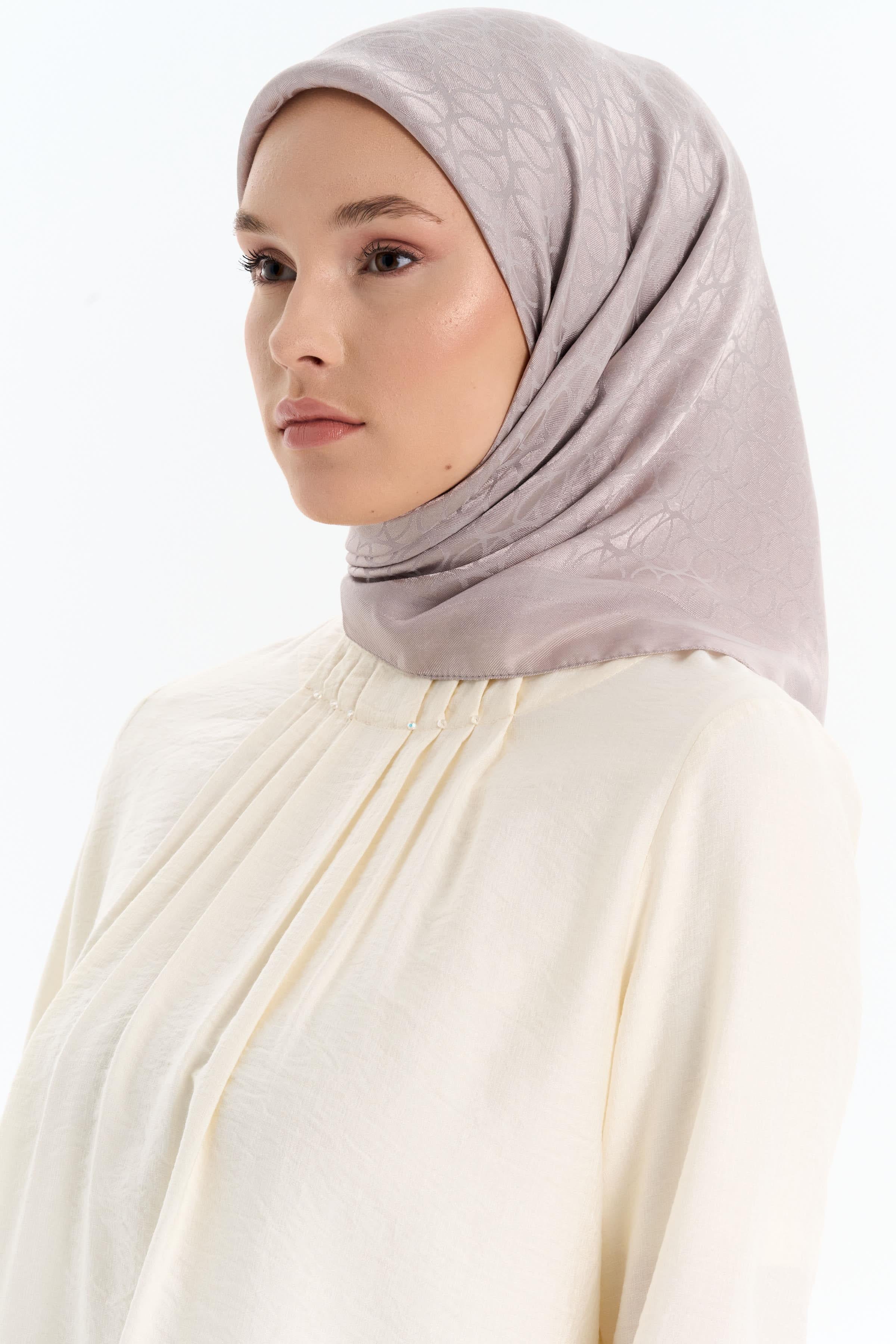 Natural Dairesel Desenli Eşarp - Taş TUGBA