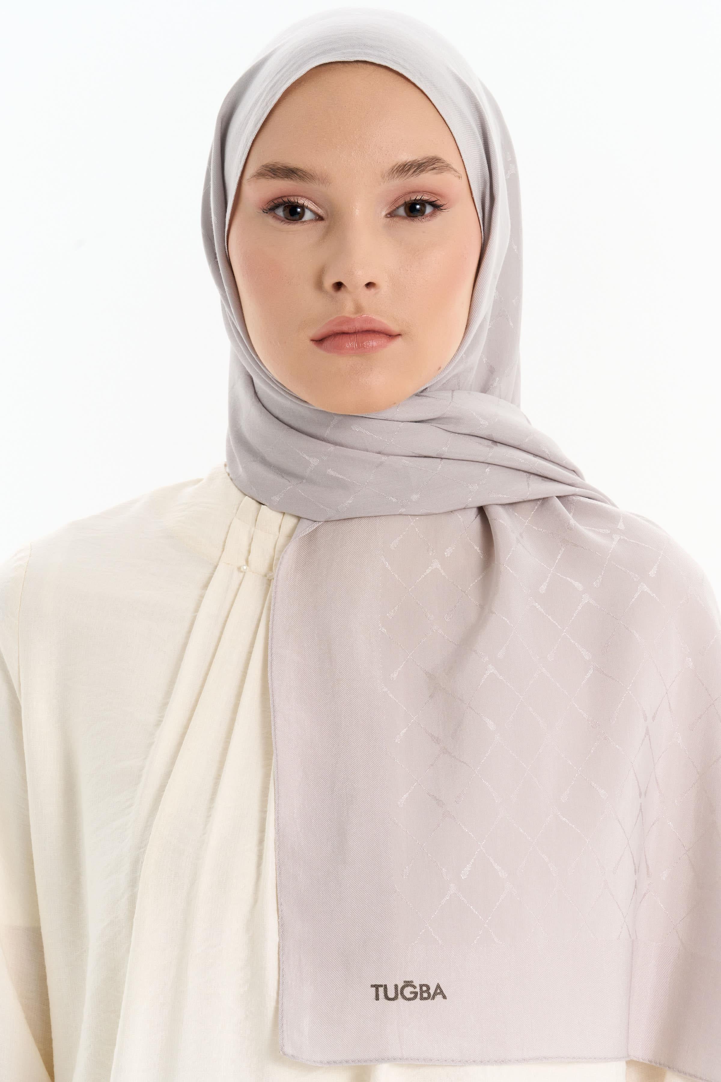 Natural Desenli Şal - Gri TUGBA