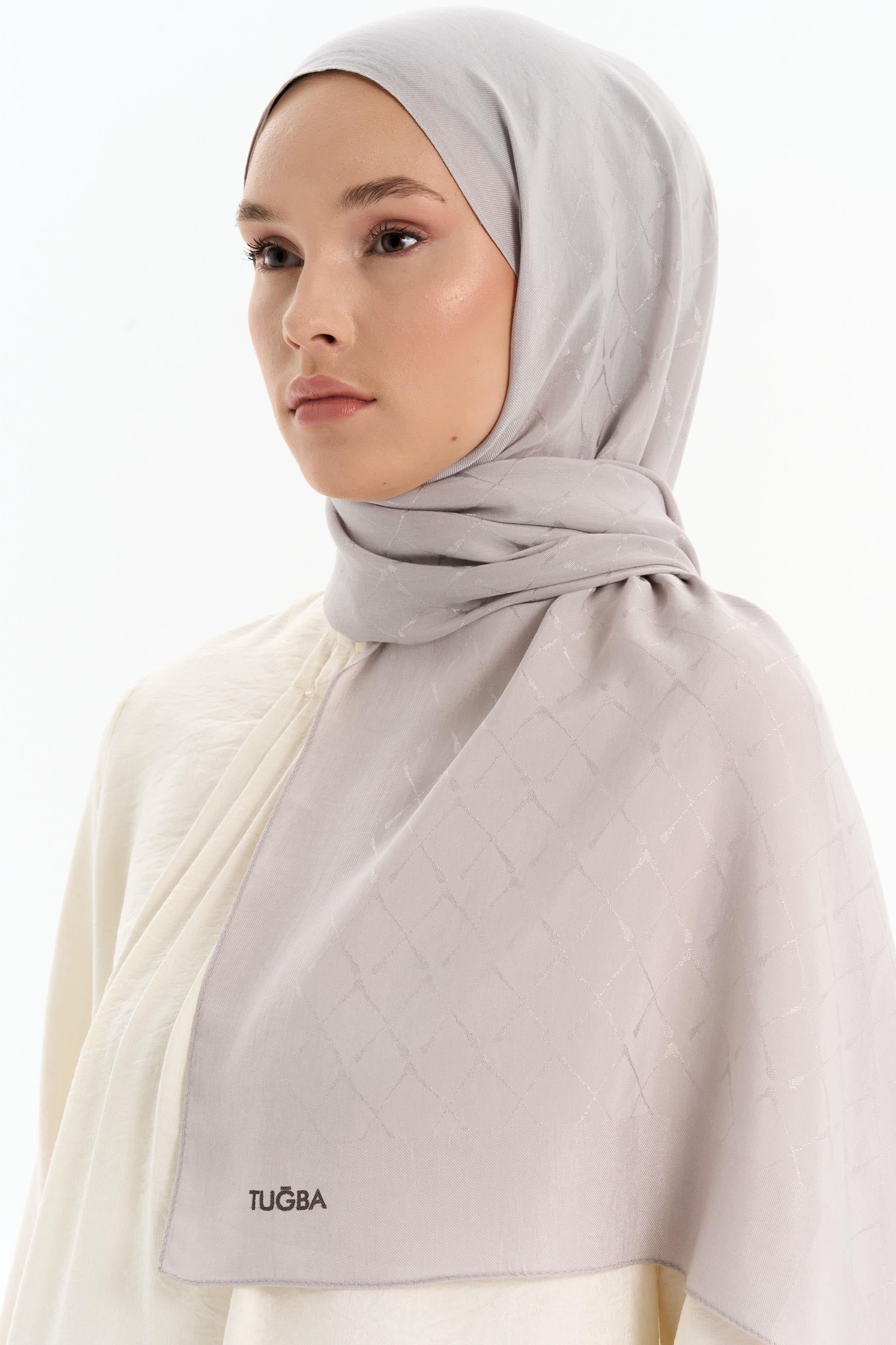 Natural Desenli Şal - Gri TUGBA