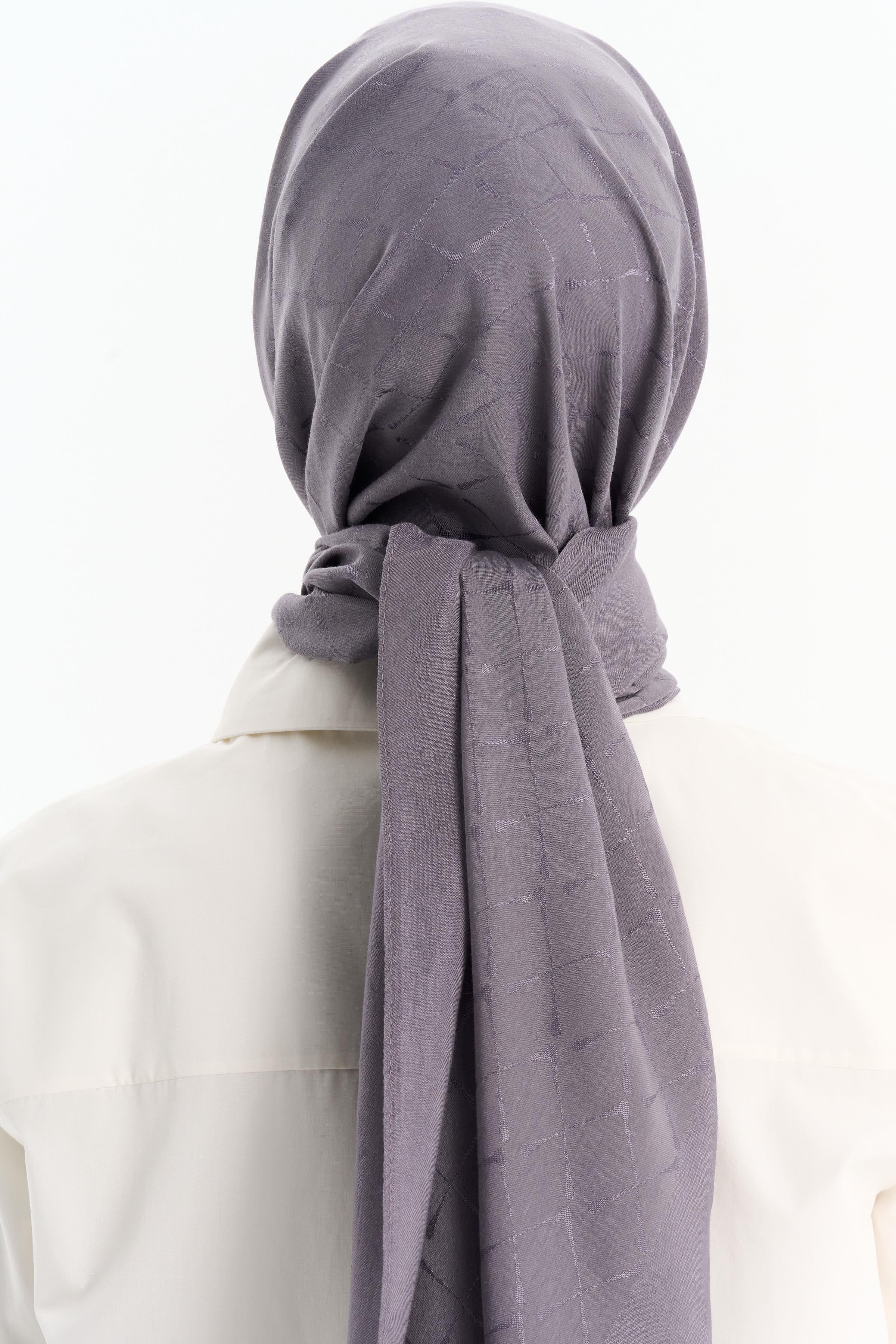 Natural Desenli Şal - Koyu Gri TUGBA